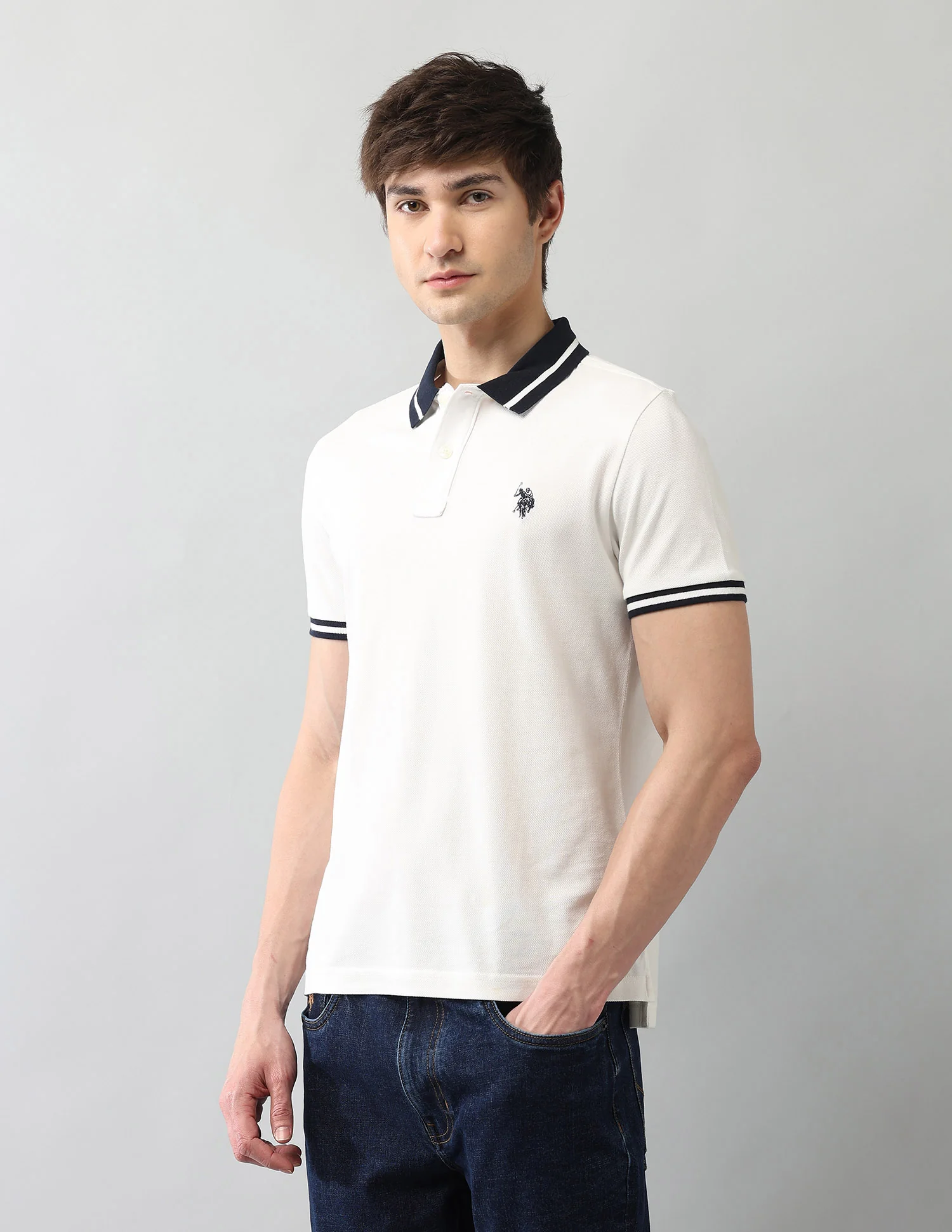 Solid Muscle Fit Polo Shirt - Image 4