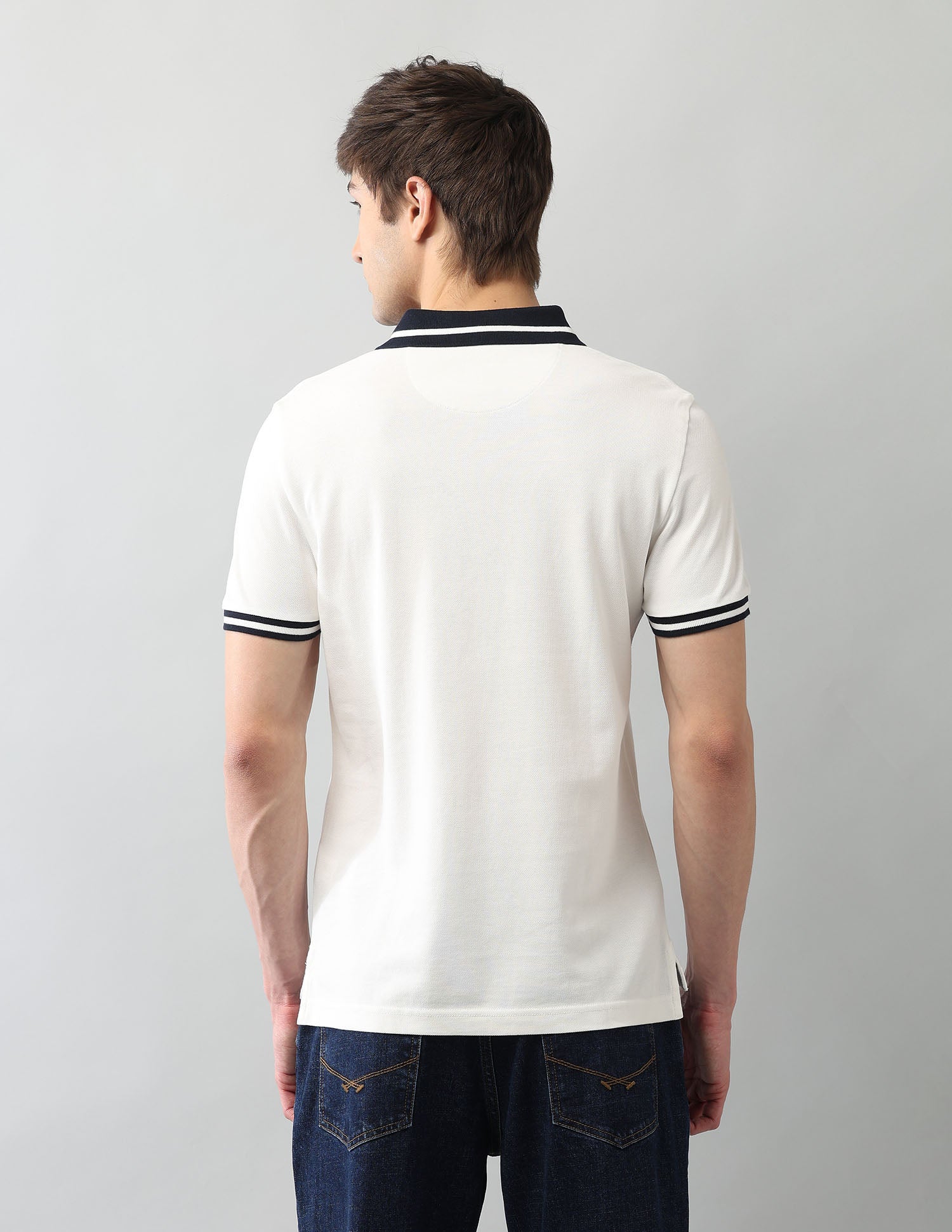 Solid Muscle Fit Polo Shirt - Image 5