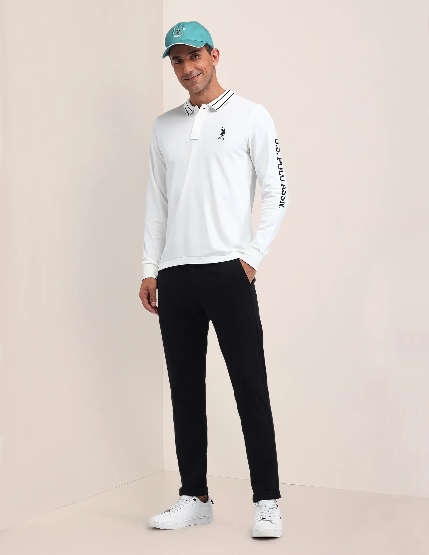 Solid Pattern Cotton Polo Shirt - Image 3