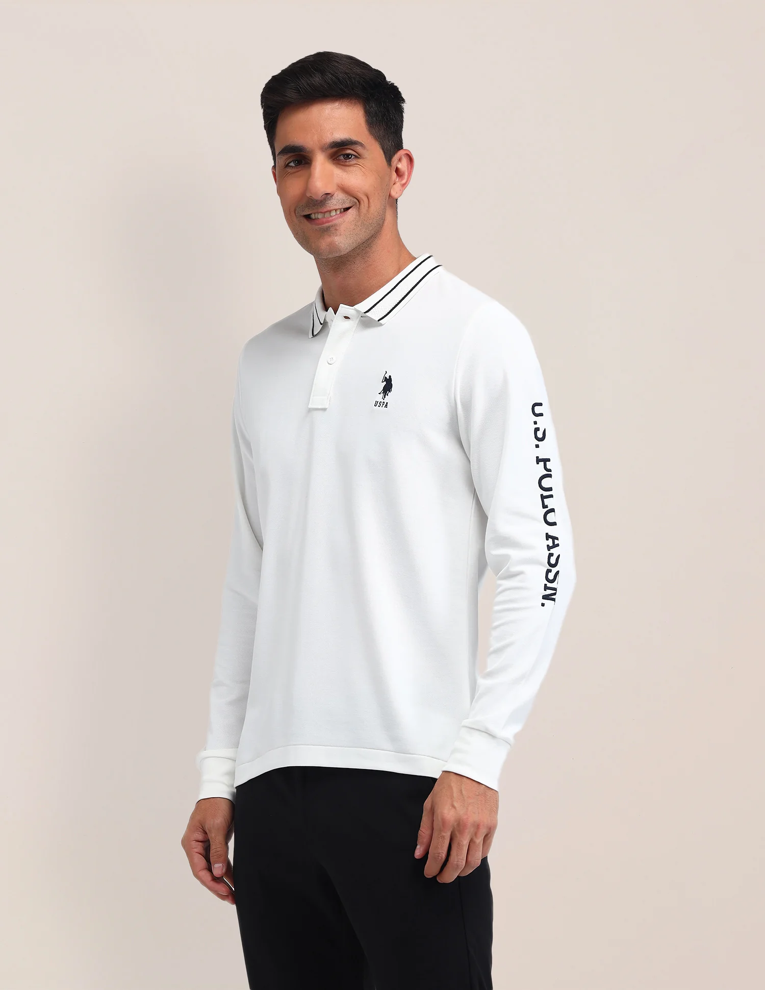 Solid Pattern Cotton Polo Shirt - Image 4
