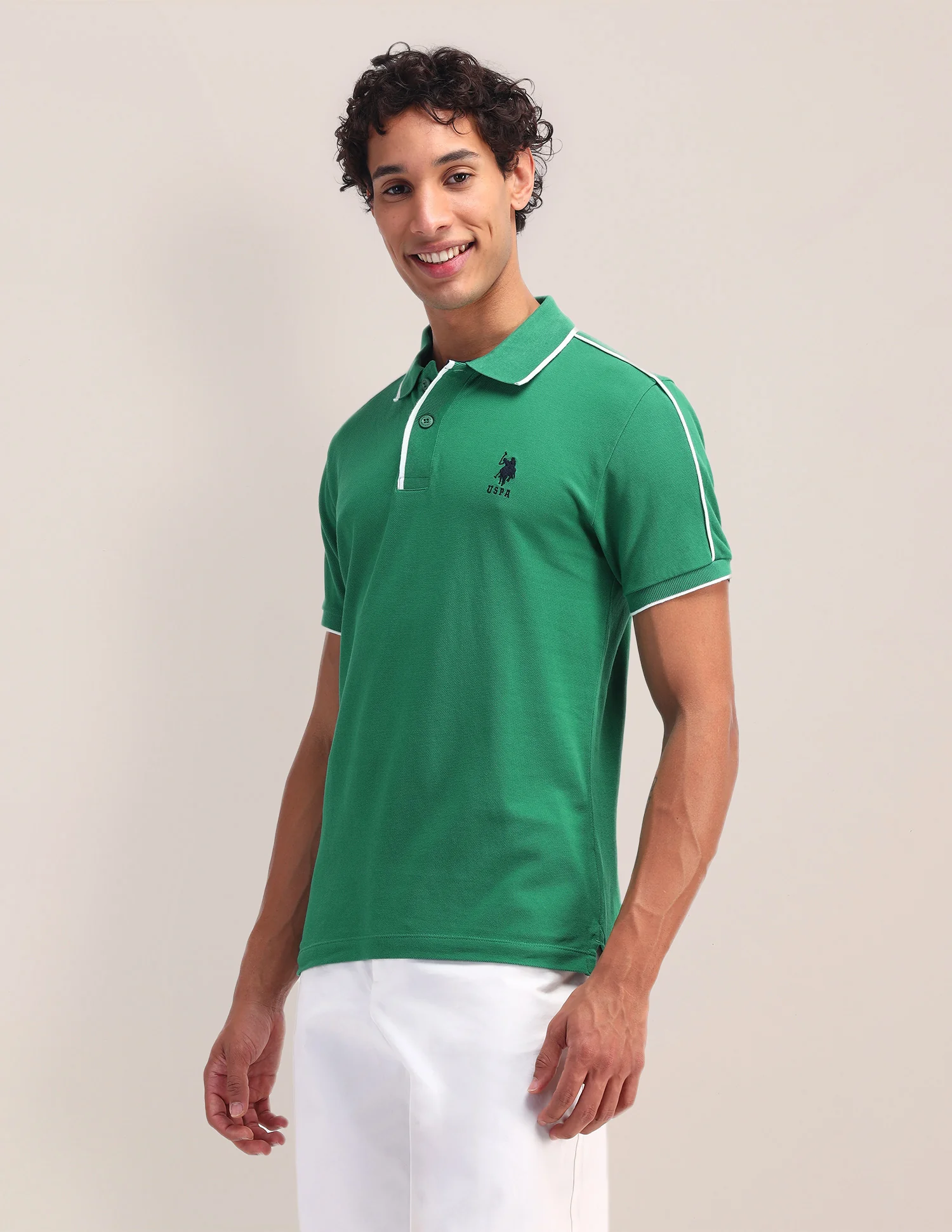 Solid Pattern Slim Fit Polo Shirt - Image 4