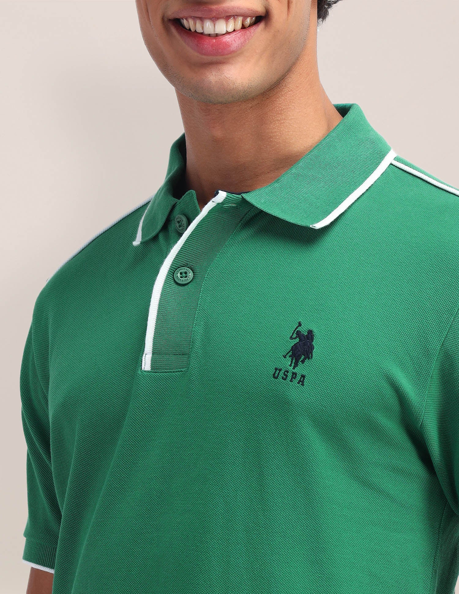 Solid Pattern Slim Fit Polo Shirt - Image 7