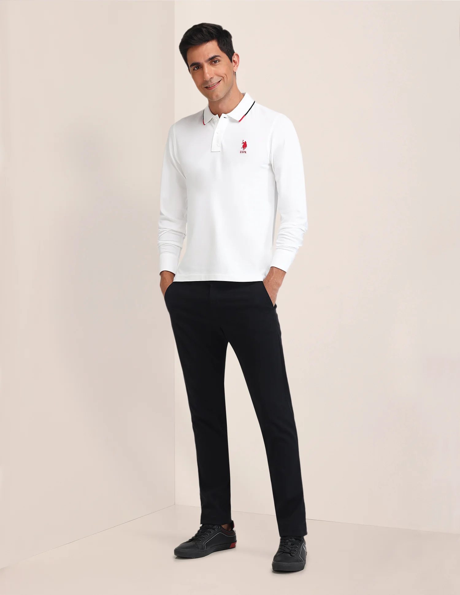 Solid Pattern Slim Fit Polo Shirt - Image 3