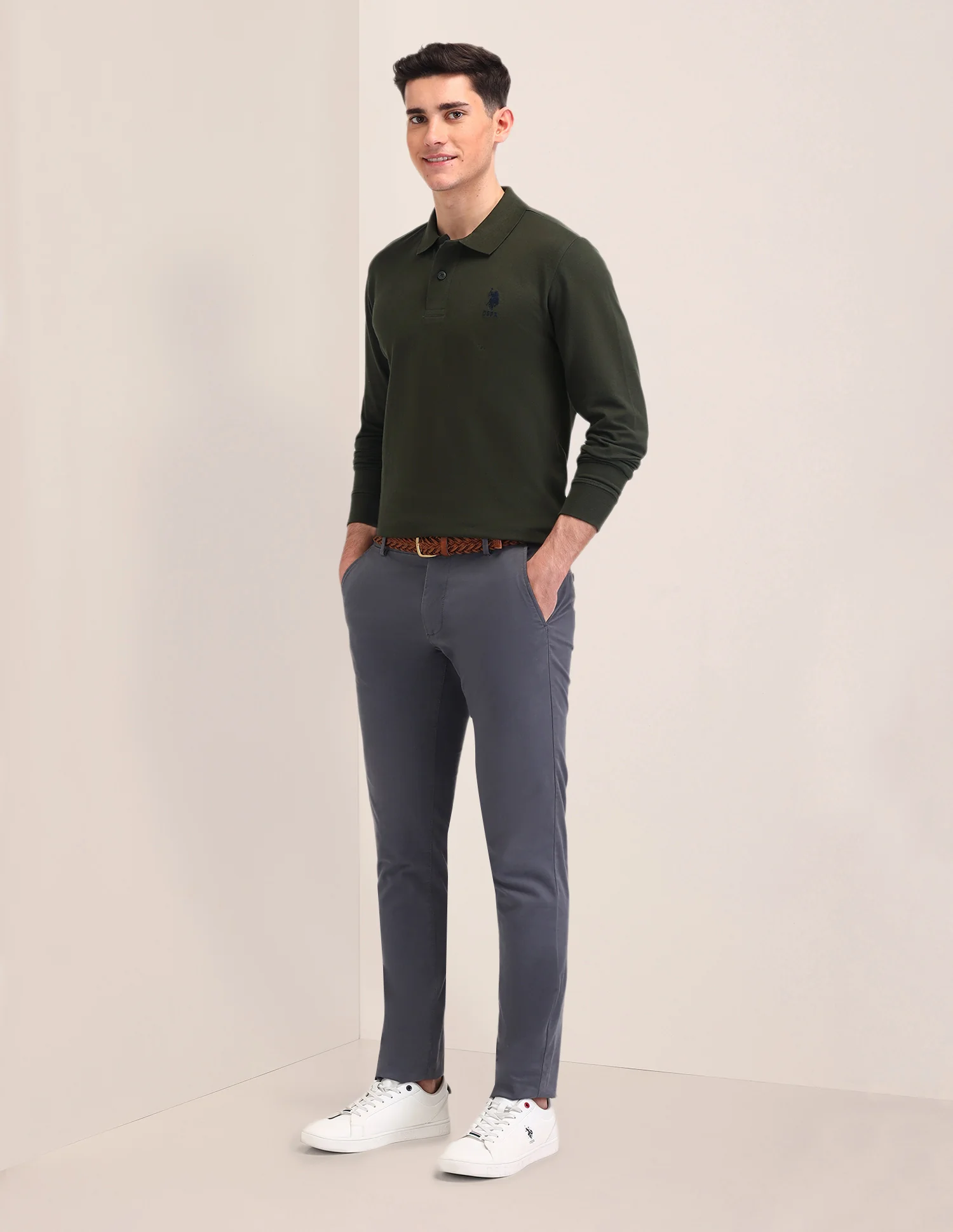 Solid Pattern Slim Fit Polo Shirt - Image 3