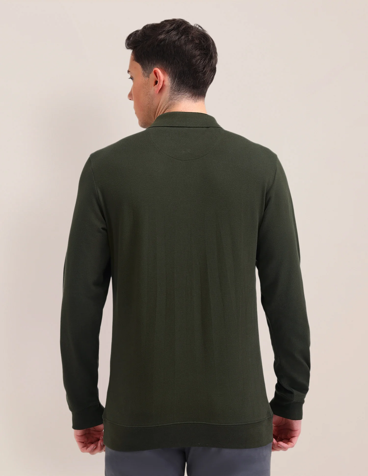 Solid Pattern Slim Fit Polo Shirt - Image 5