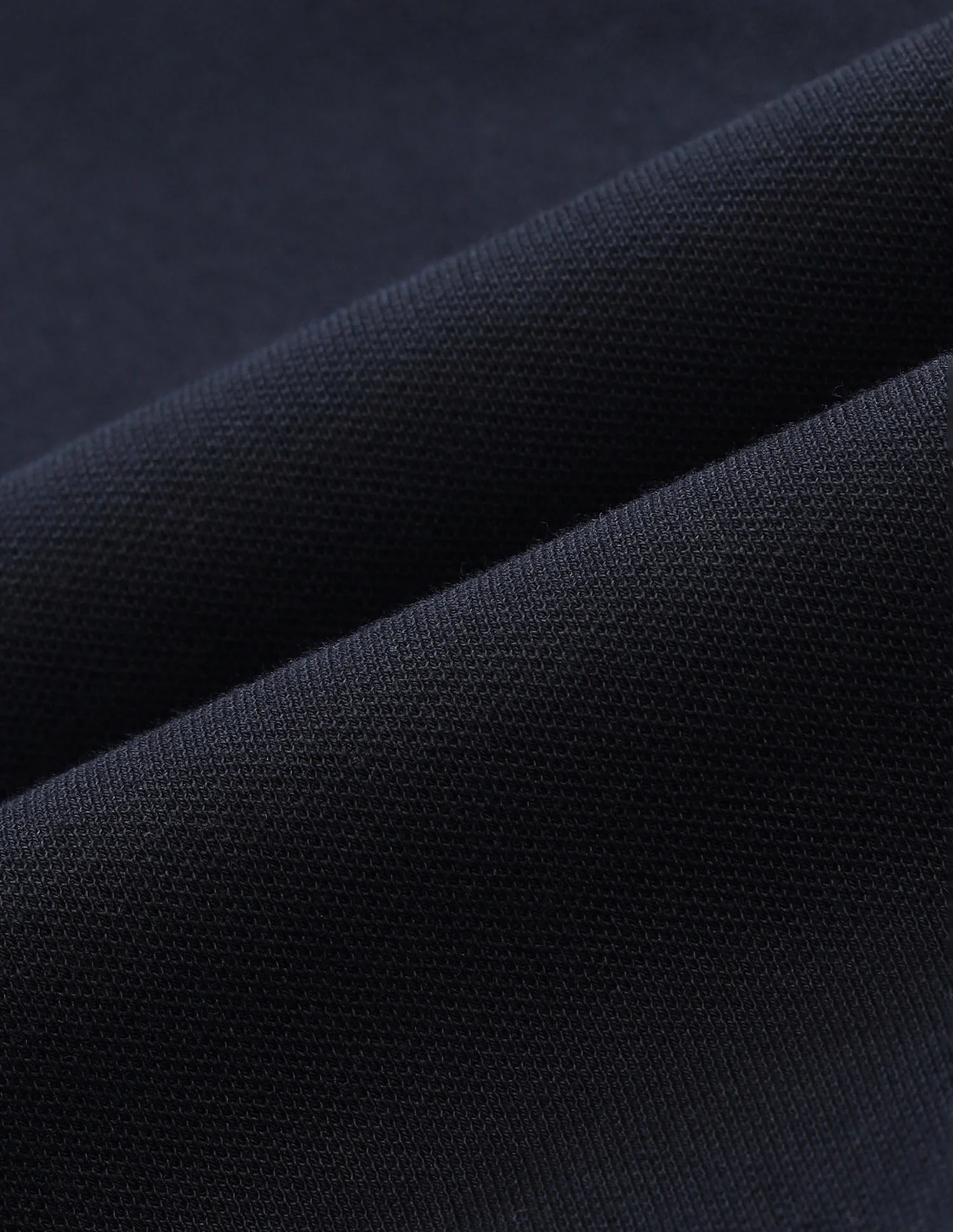Solid Pattern Slim Fit Polo Shirt - Image 2
