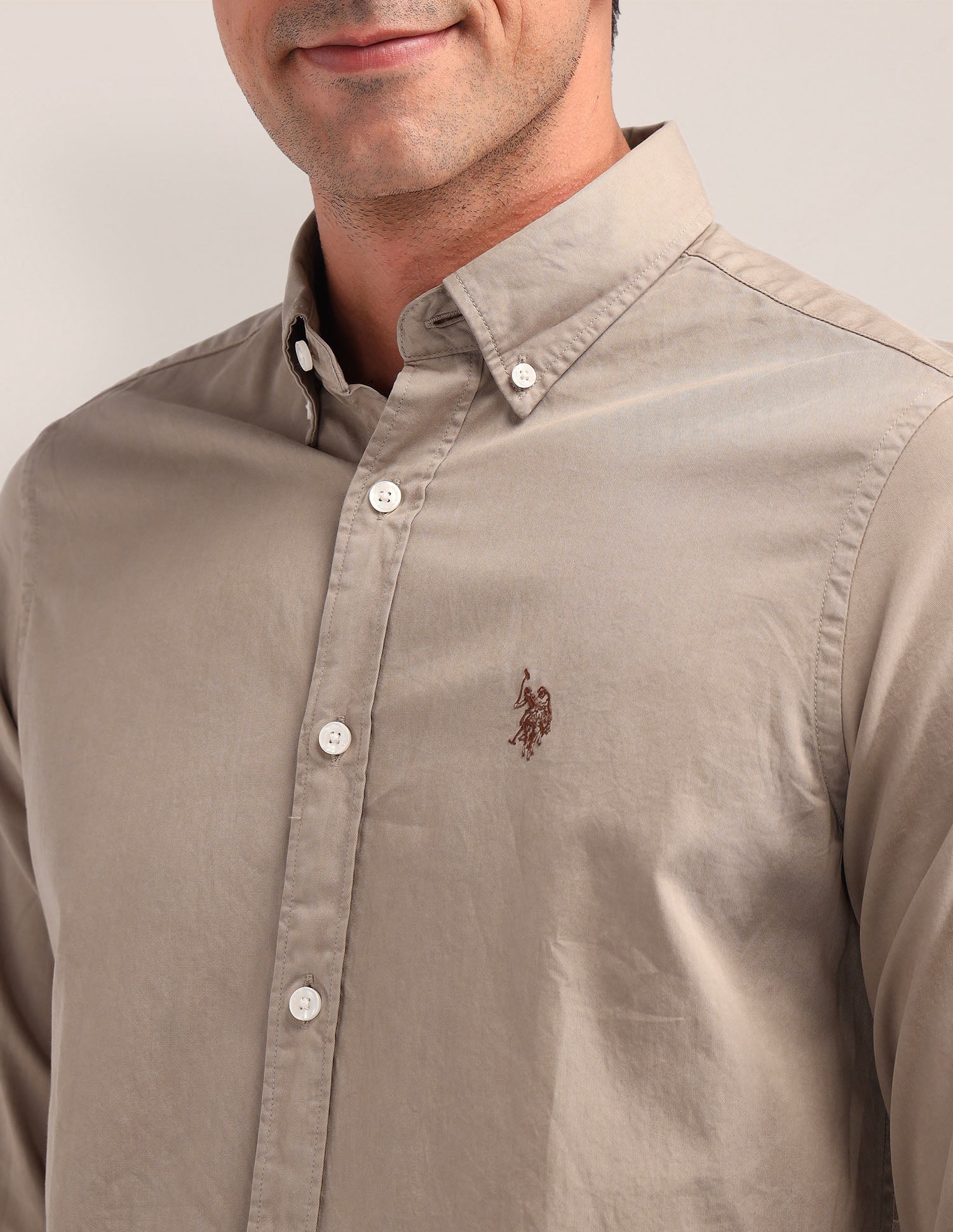 Solid Pattern Twill Shirt - Image 7