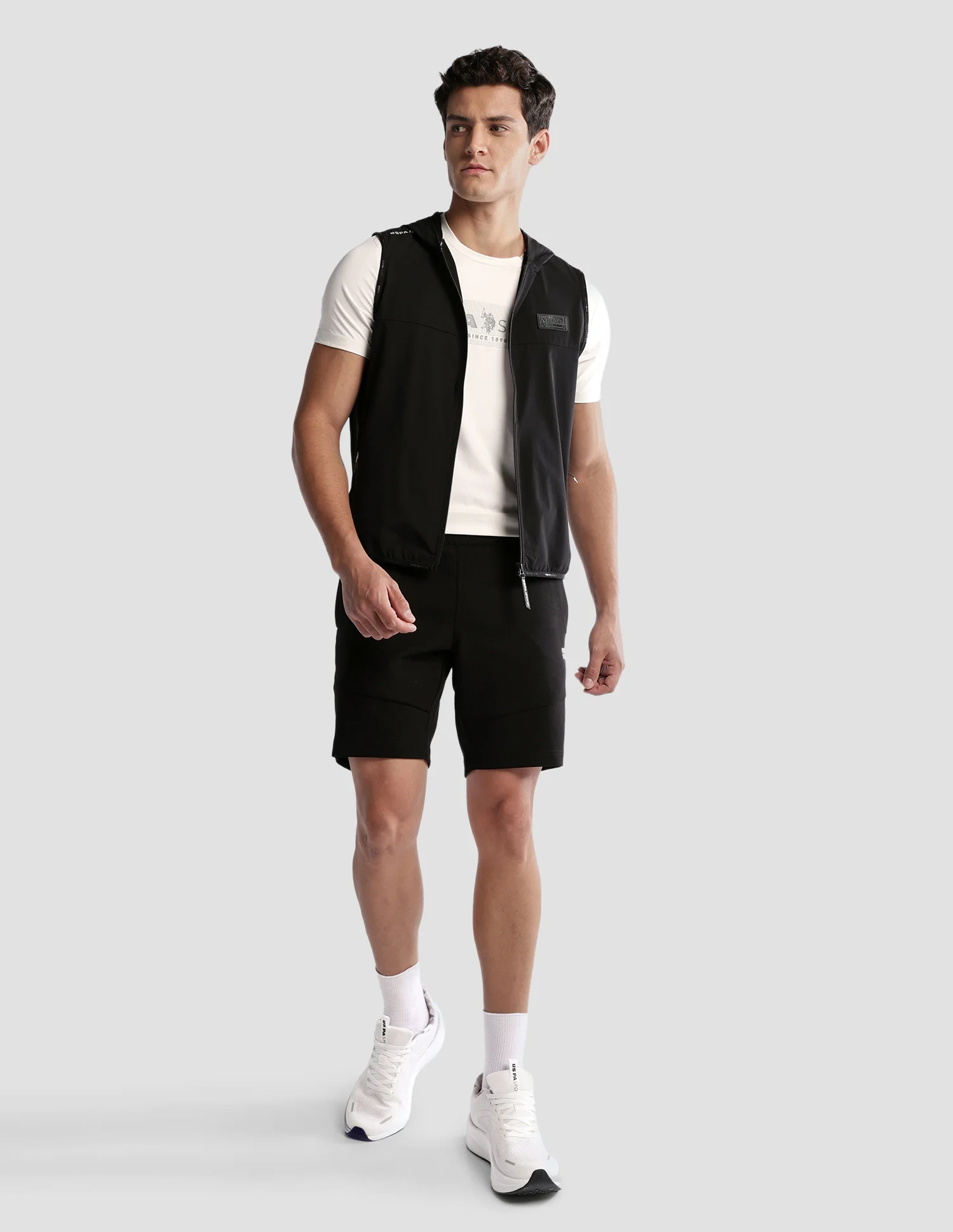 Solid Regular Fit Active Jacket - Image 3