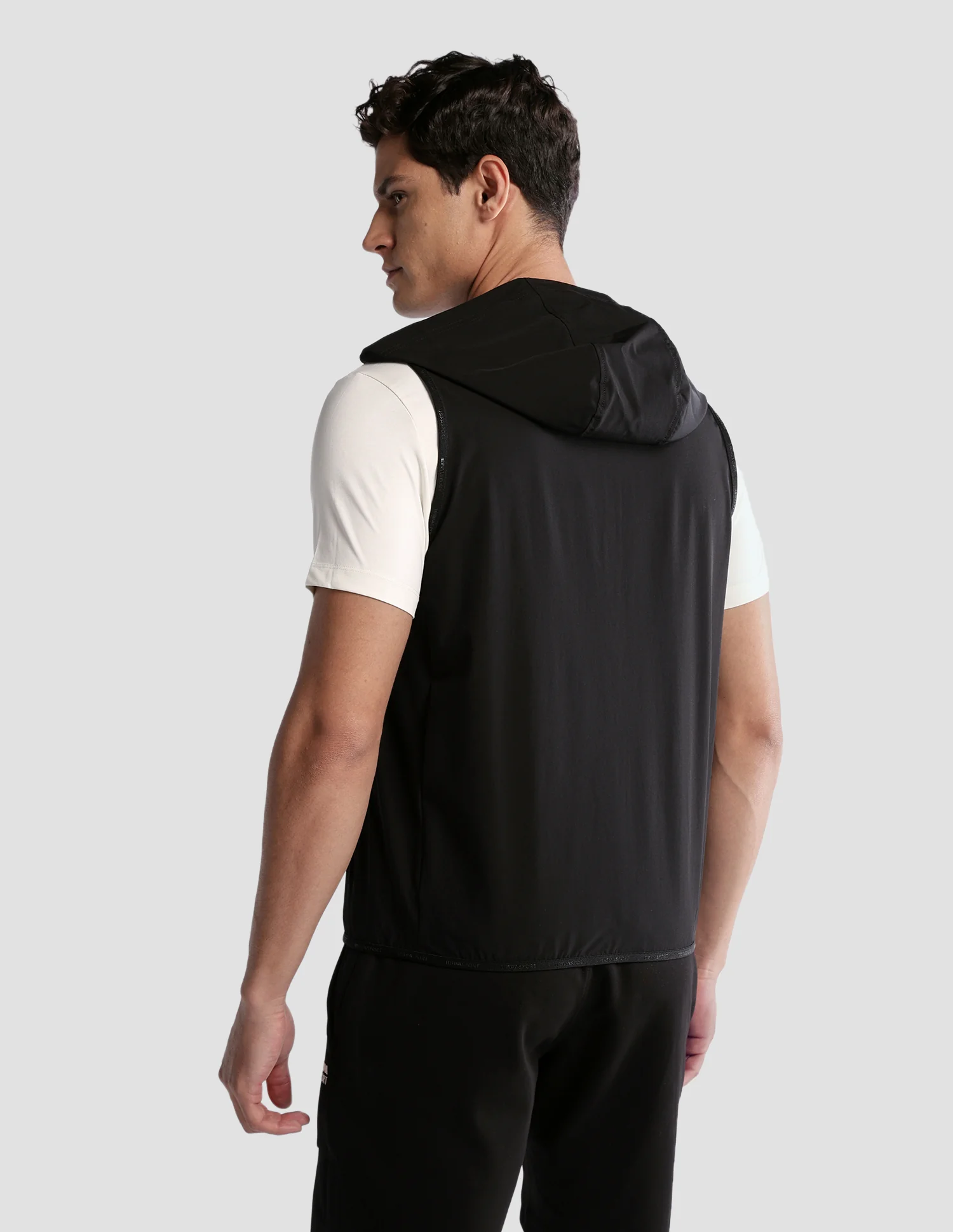 Solid Regular Fit Active Jacket - Image 5