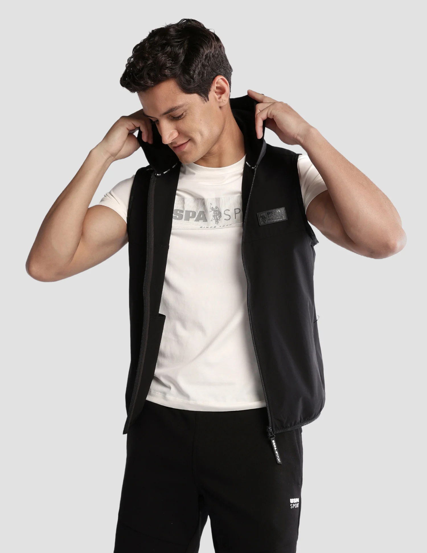Solid Regular Fit Active Jacket - Image 8