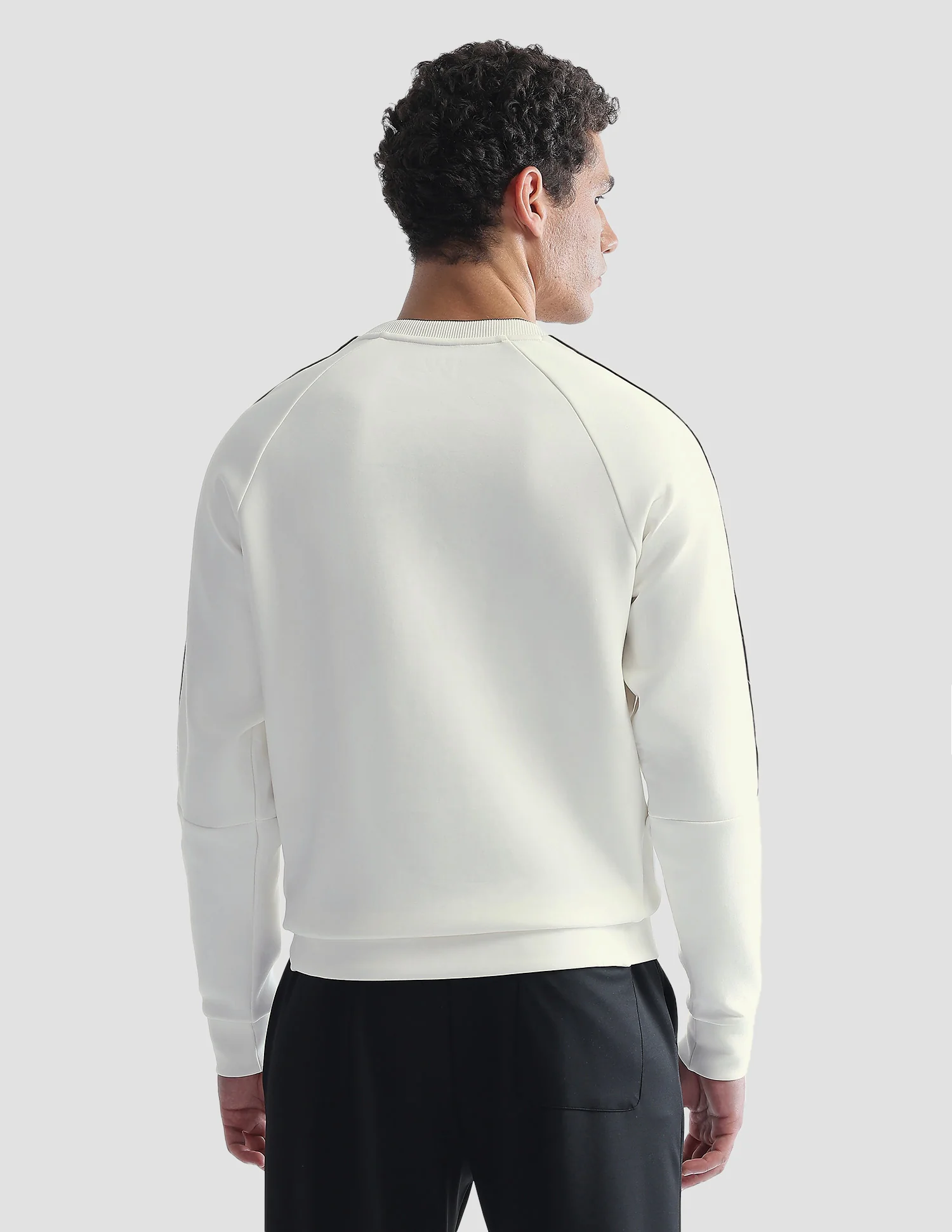 Solid Regular Fit Active Sweatshirt - Image 5