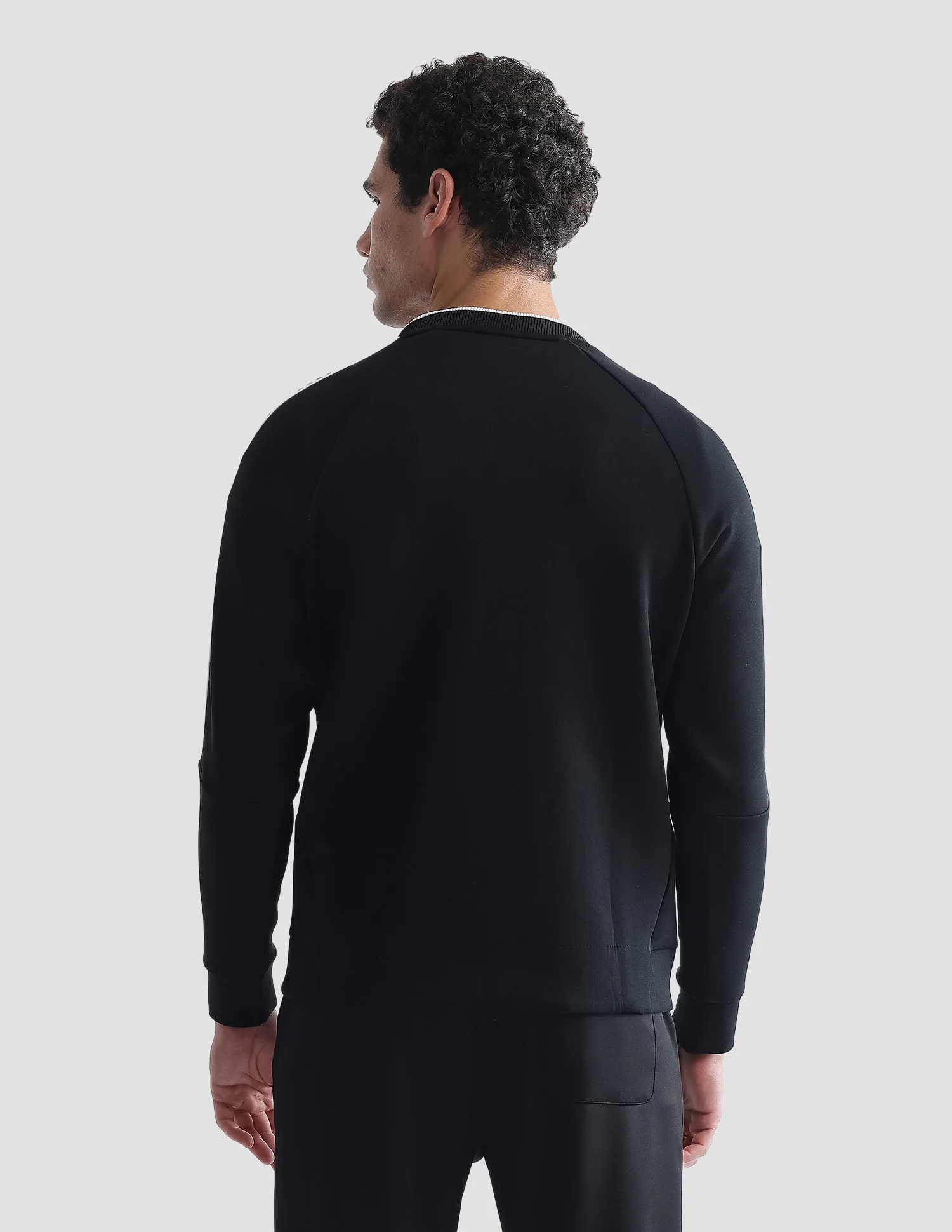 Solid Regular Fit Active Sweatshirt - Image 5