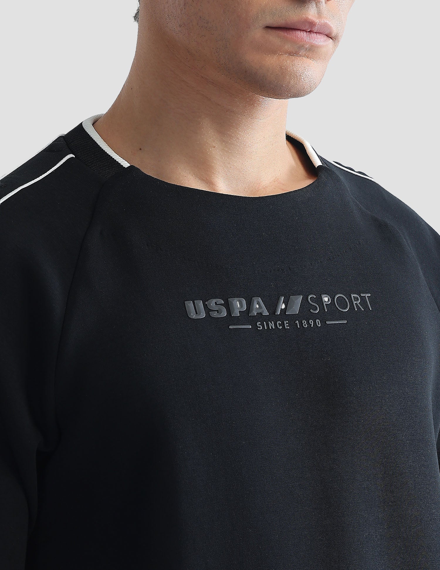 Solid Regular Fit Active Sweatshirt - Image 7