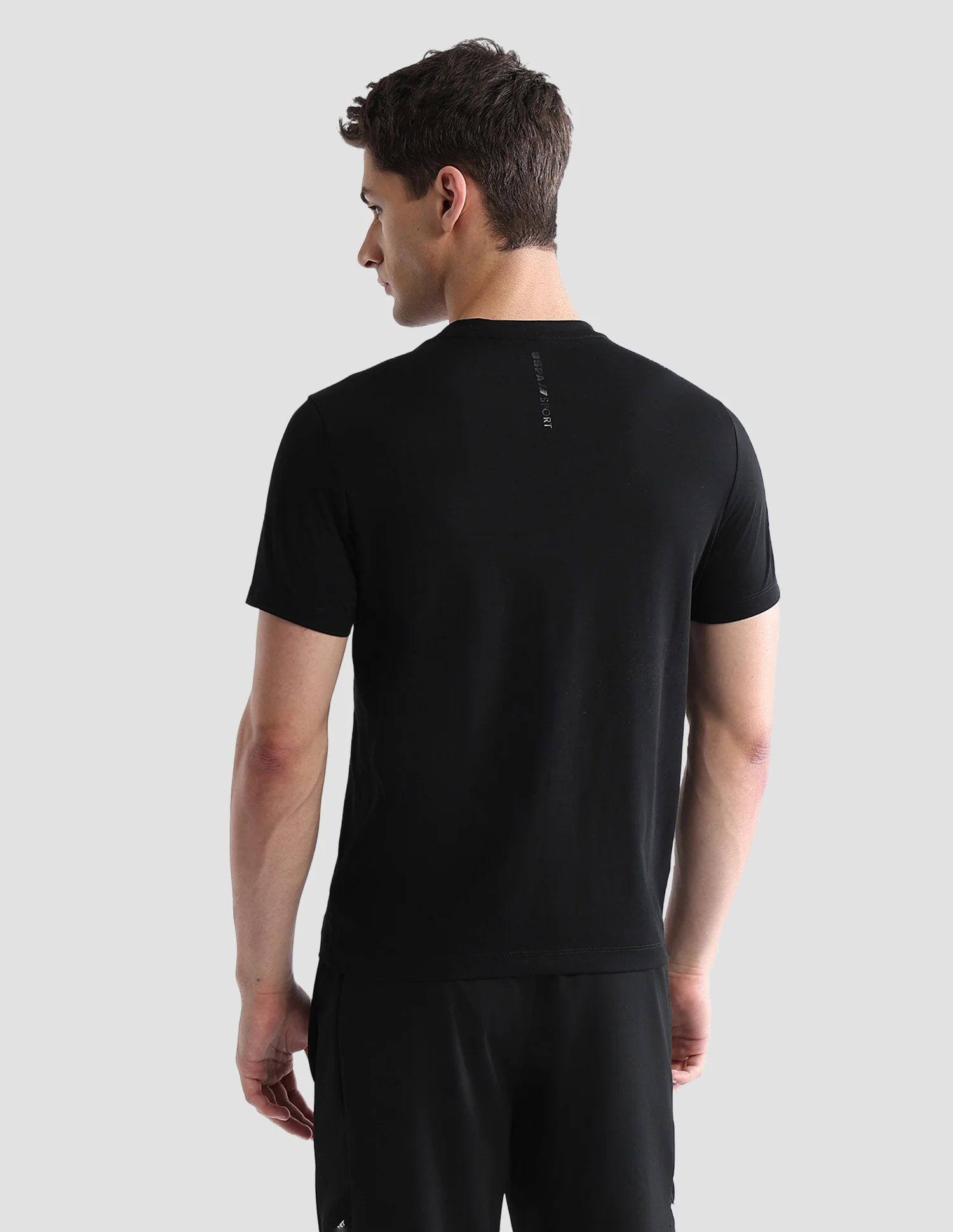 Solid Regular Fit Active T-Shirt - Image 5