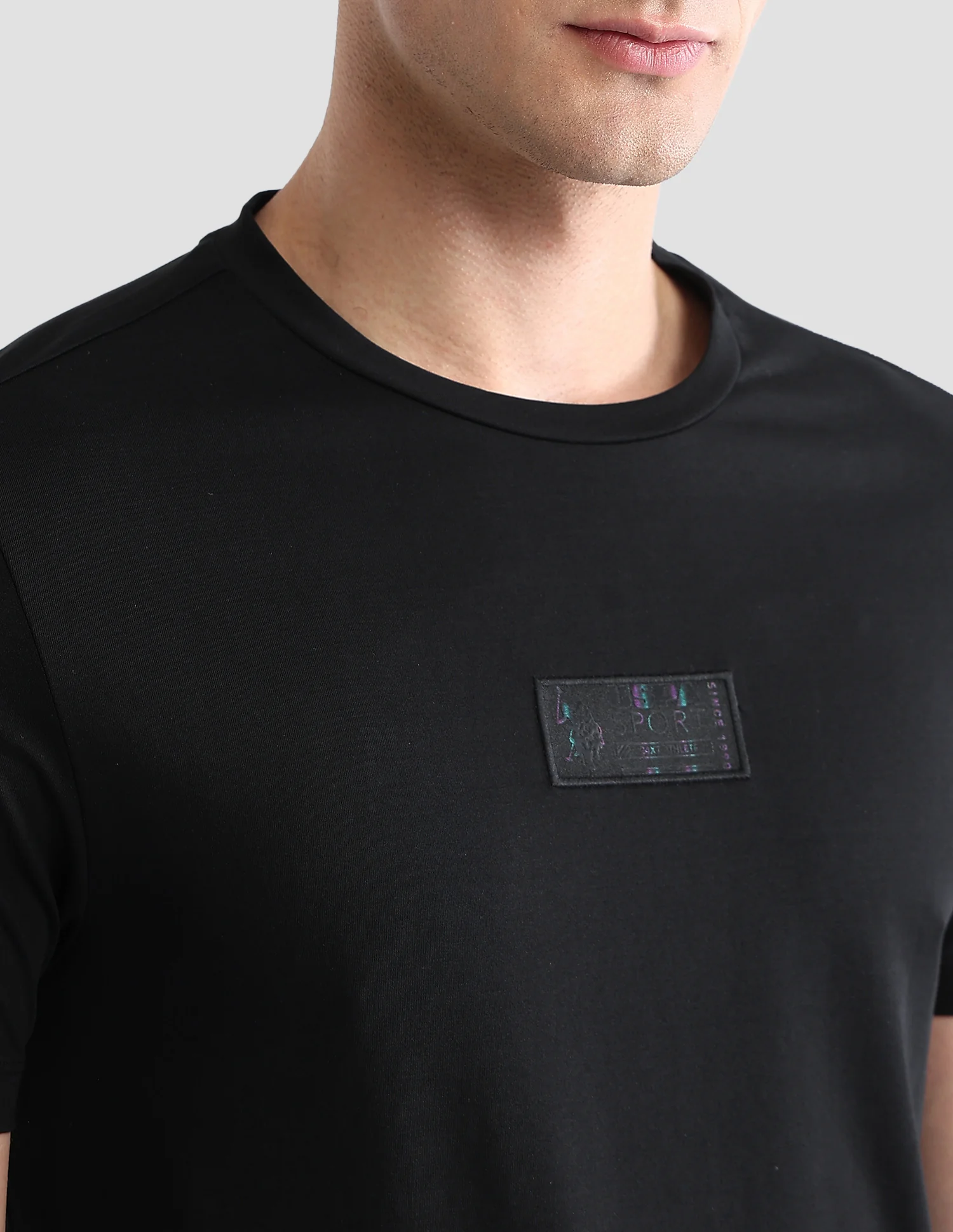 Solid Regular Fit Active T-Shirt - Image 7
