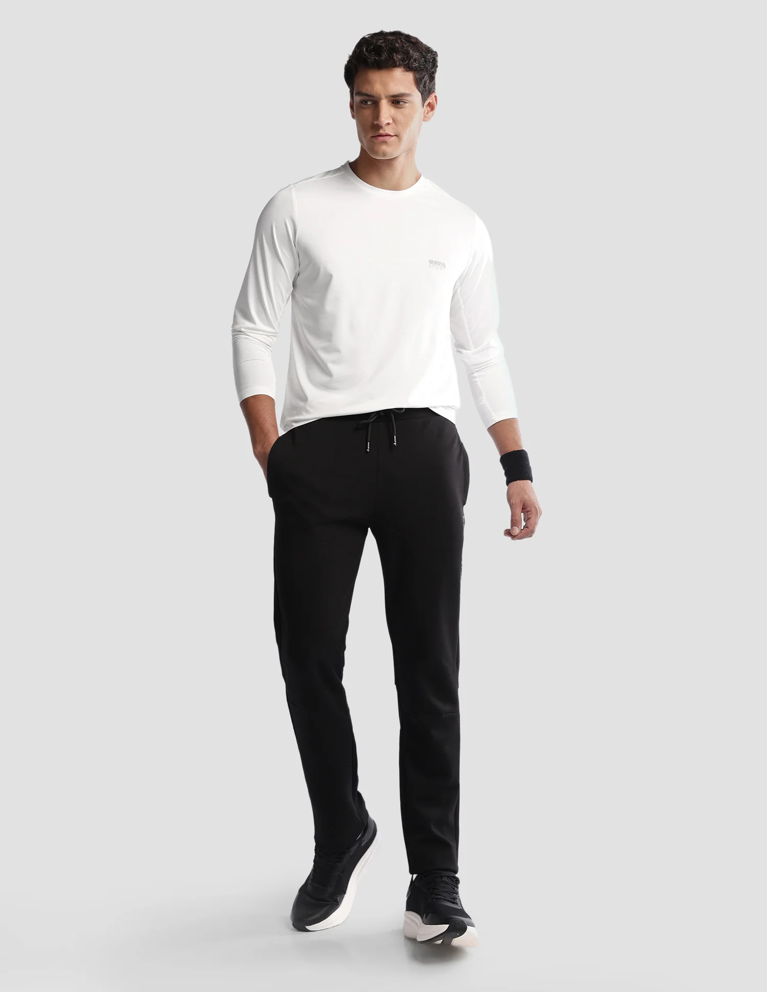 Solid Regular Fit Active T-Shirt - Image 3