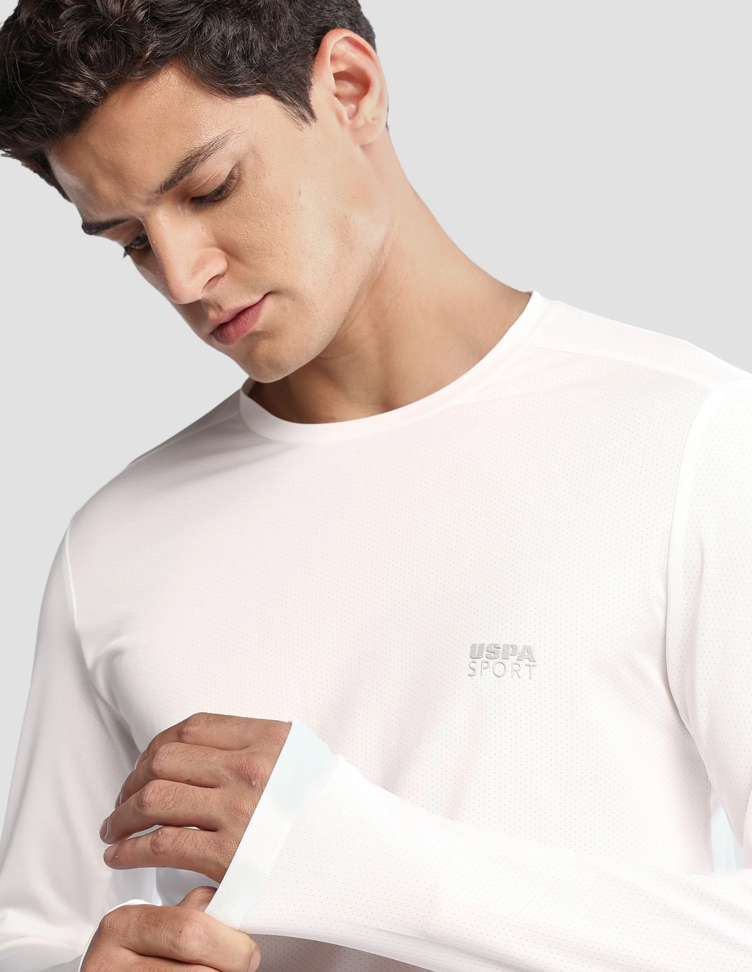 Solid Regular Fit Active T-Shirt - Image 8