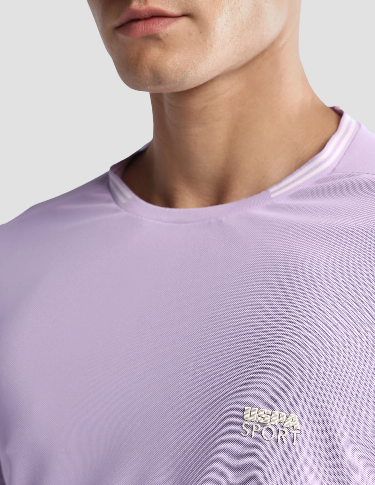 Solid Regular Fit Active T-Shirt - Image 7