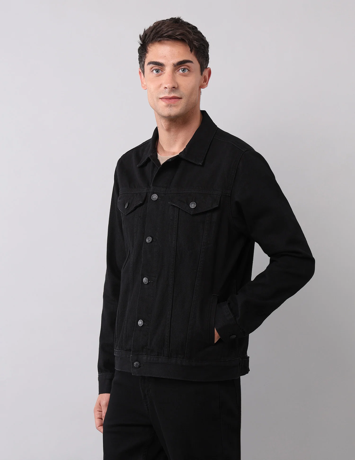 Solid Regular Fit Denim Jacket - Image 4