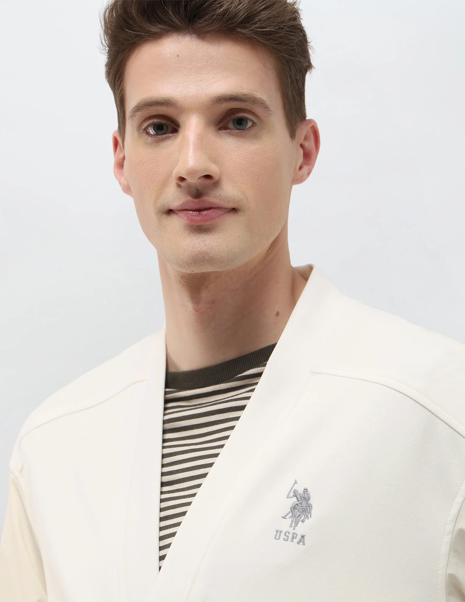 Solid Regular Fit Jacket - Image 7