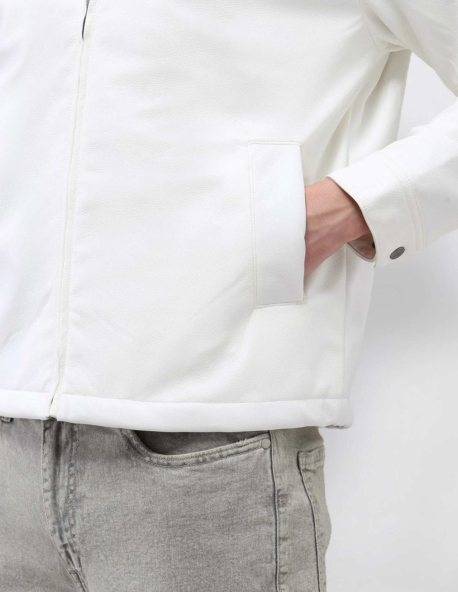 Solid Regular Fit Jacket - Image 8