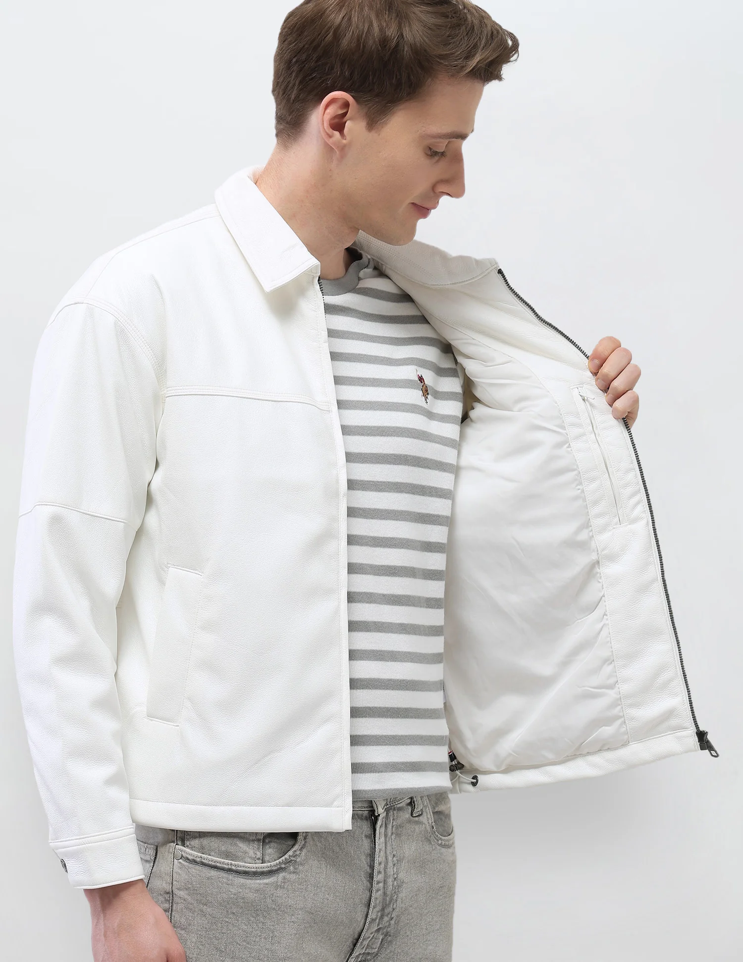 Solid Regular Fit Jacket - Image 9