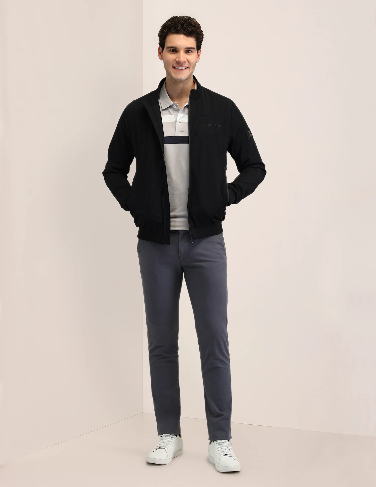 Solid Regular Fit Jacket - Image 3