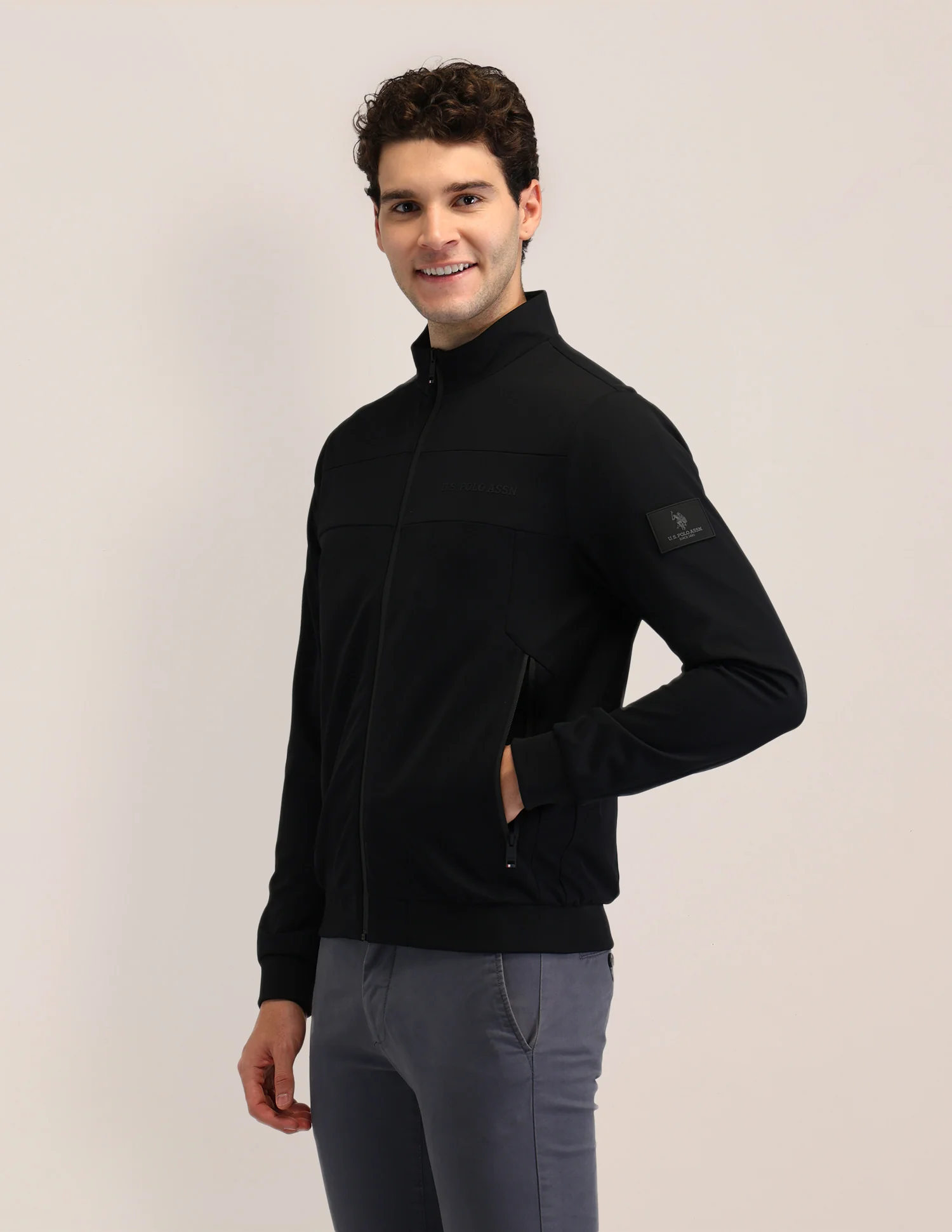 Solid Regular Fit Jacket - Image 4