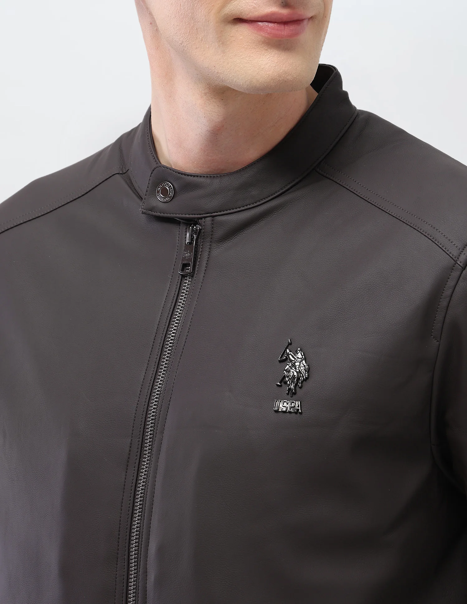 Solid Regular Fit Jacket - Image 7