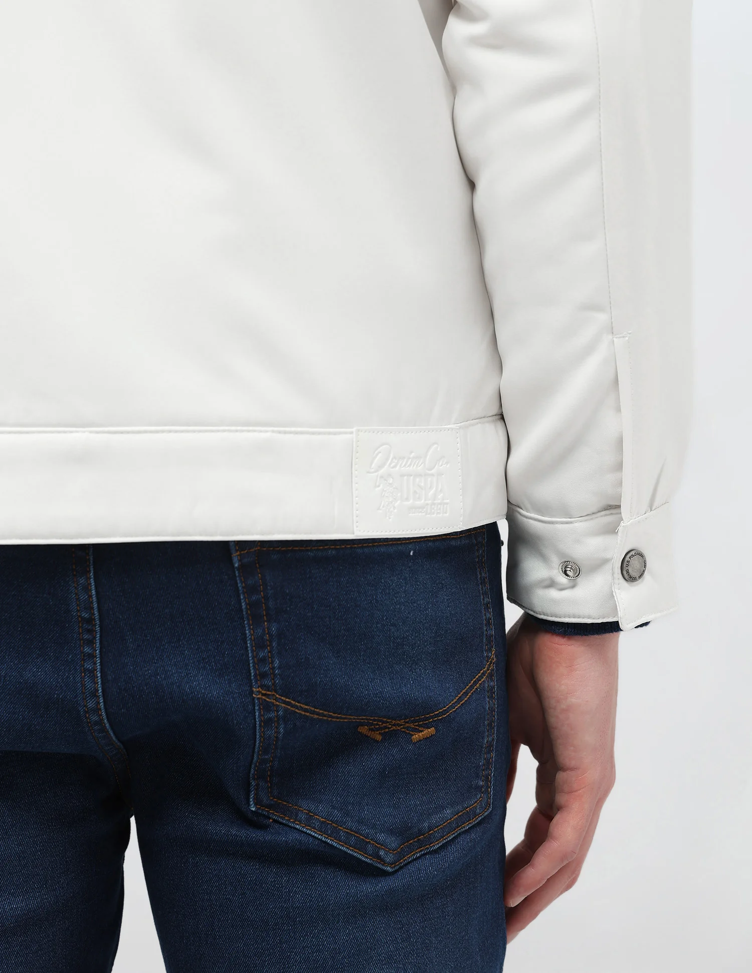 Solid Regular Fit Jacket - Image 9