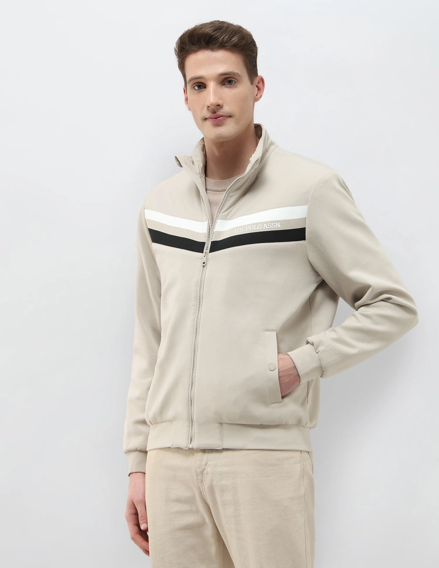 Solid Regular Fit Jacket - Image 4