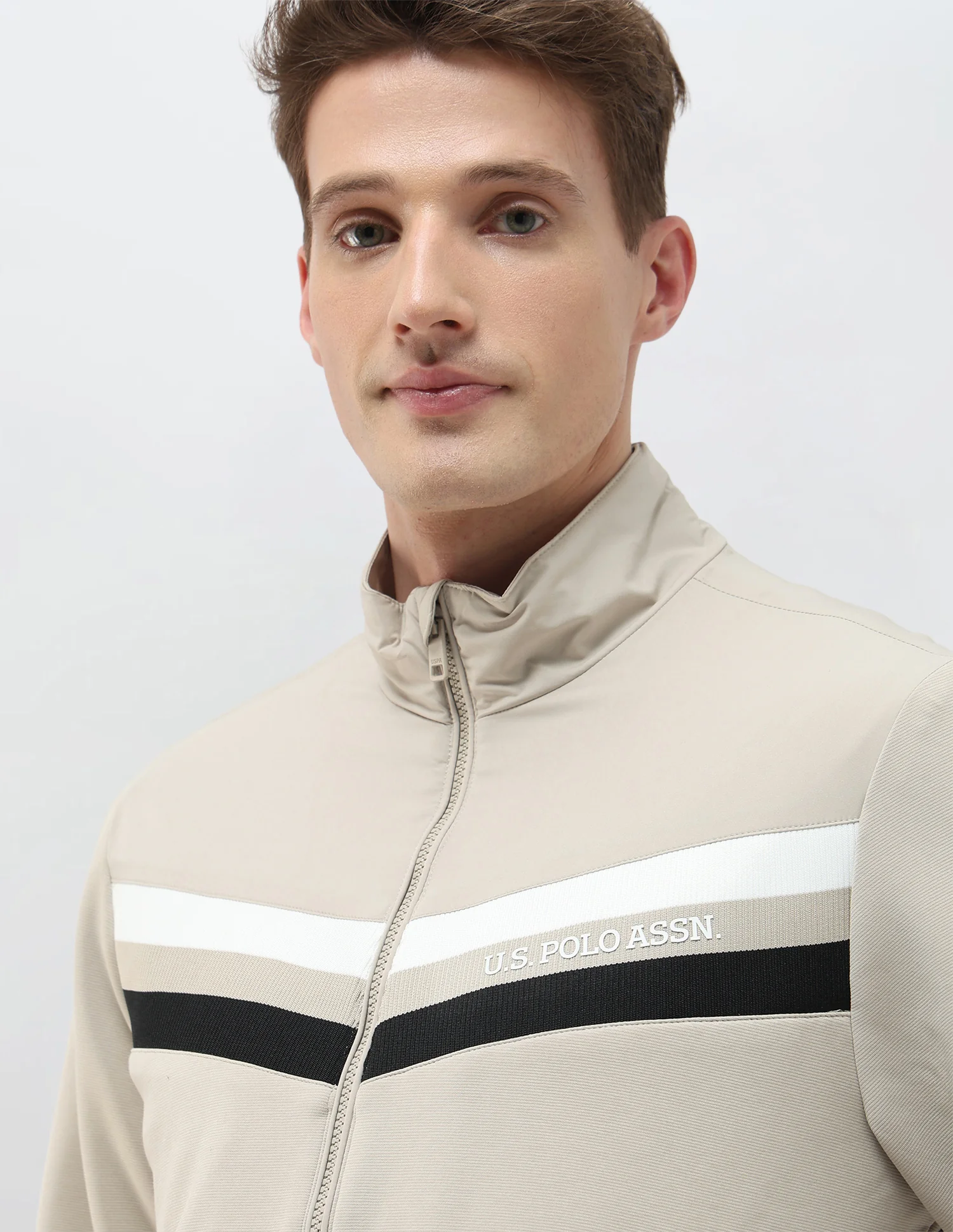 Solid Regular Fit Jacket - Image 7