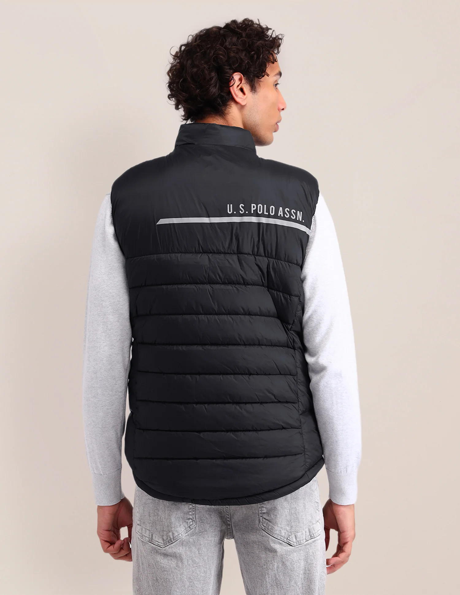Solid Regular Fit Puffer Jacket - Image 5