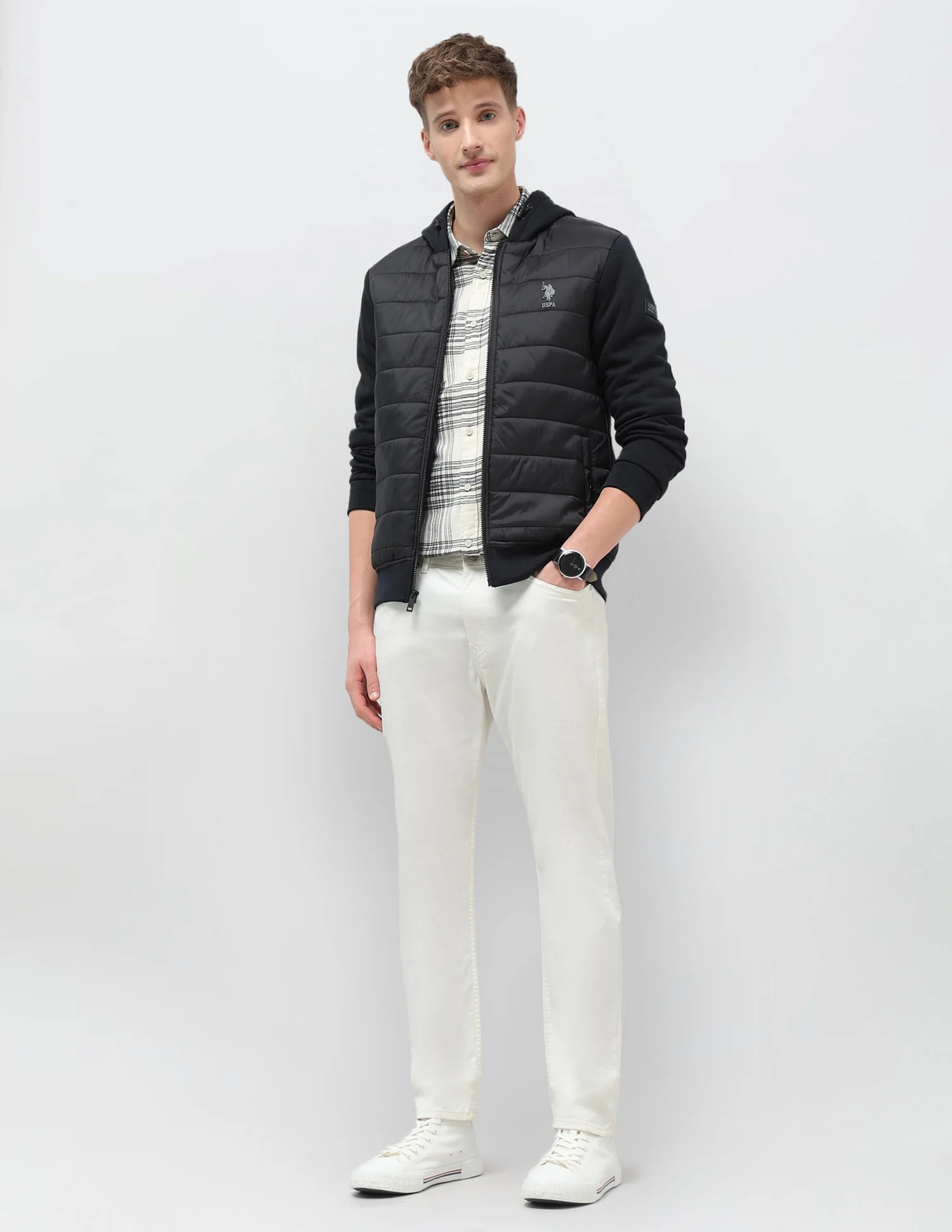 Solid Regular Fit Puffer Jacket - Image 3