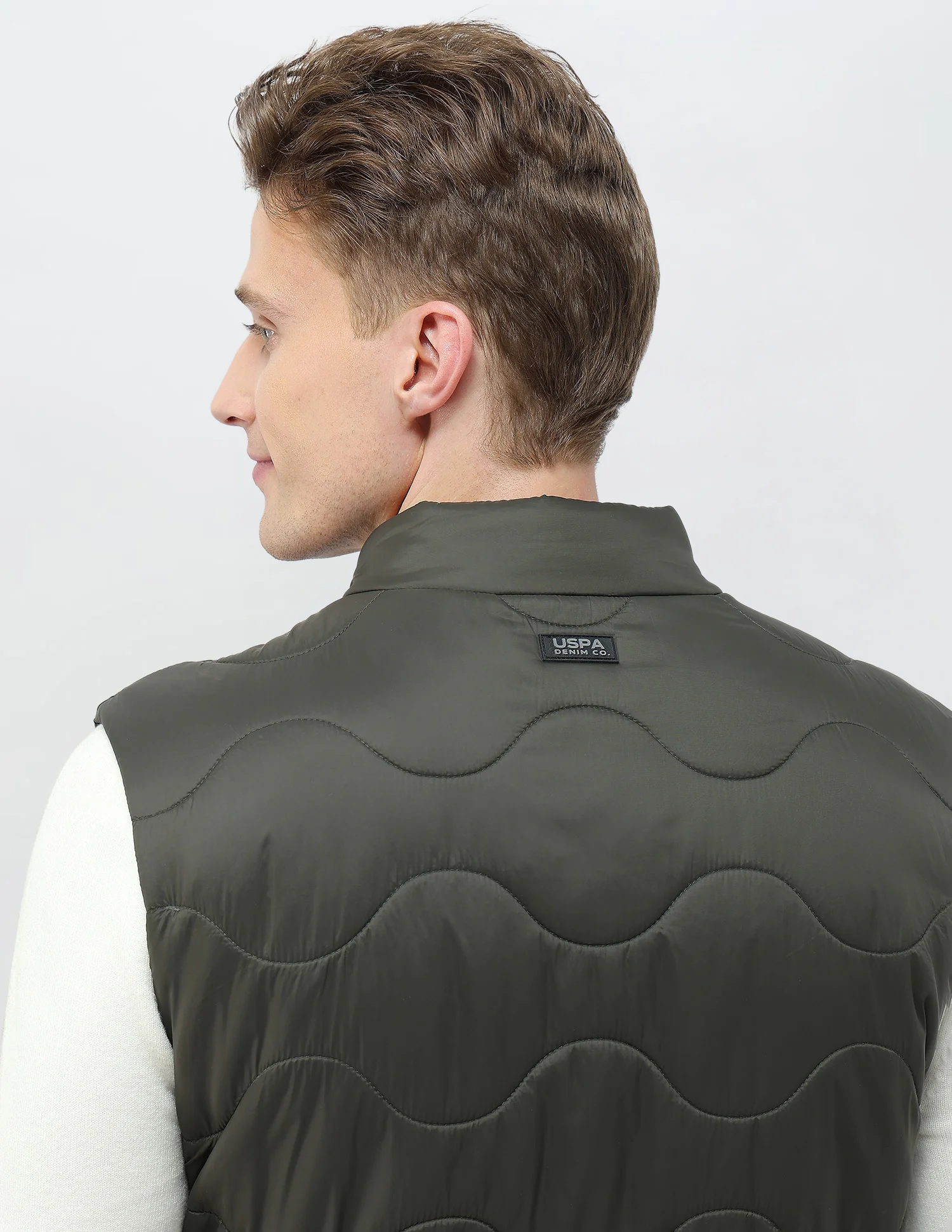 Solid Regular Fit Quilted Jacket - Image 8