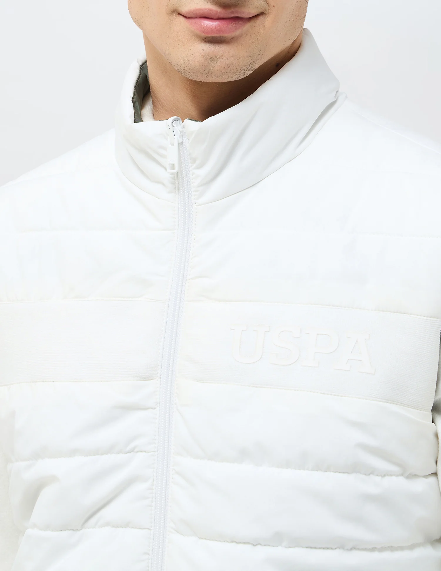 Solid Regular Fit Reversible Jacket - Image 11