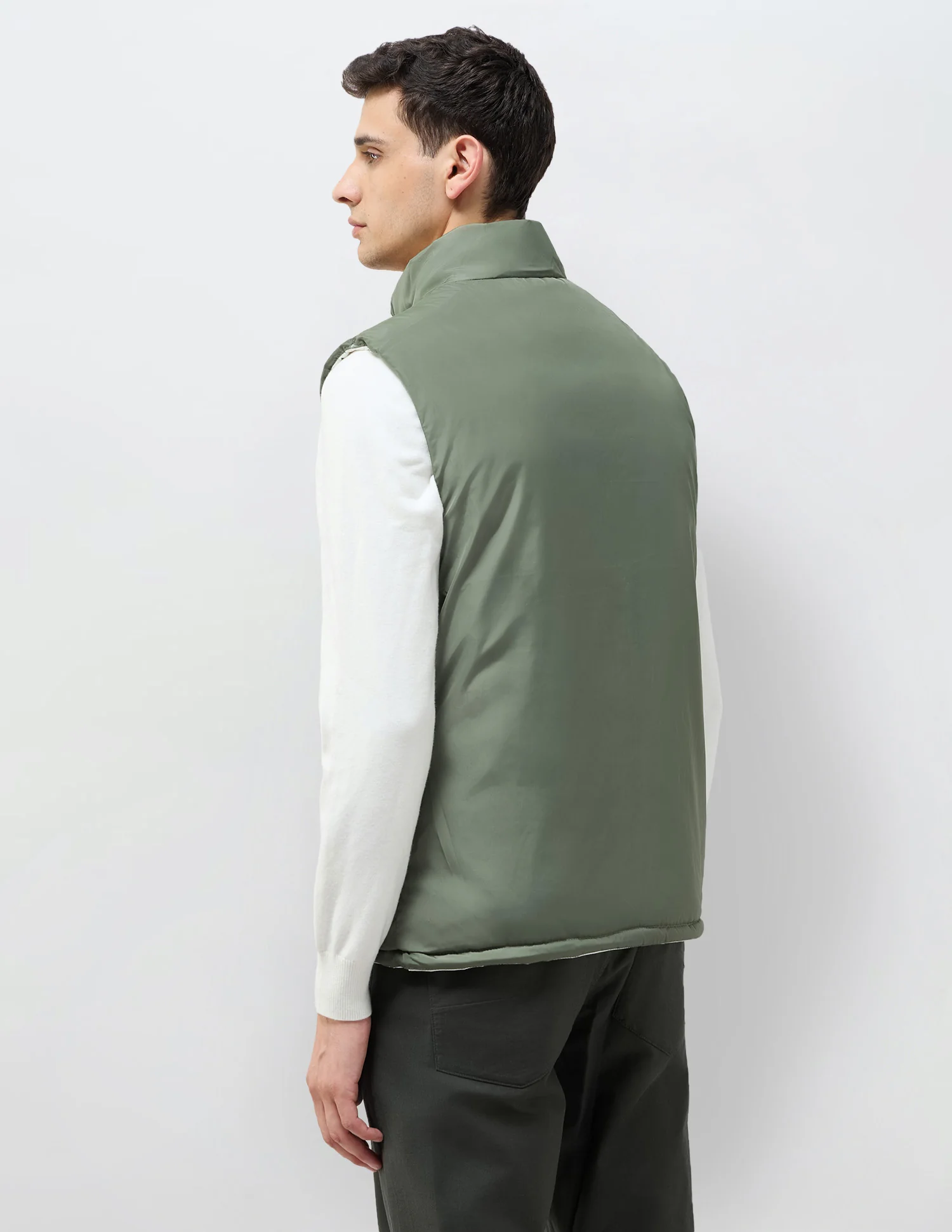 Solid Regular Fit Reversible Jacket - Image 5