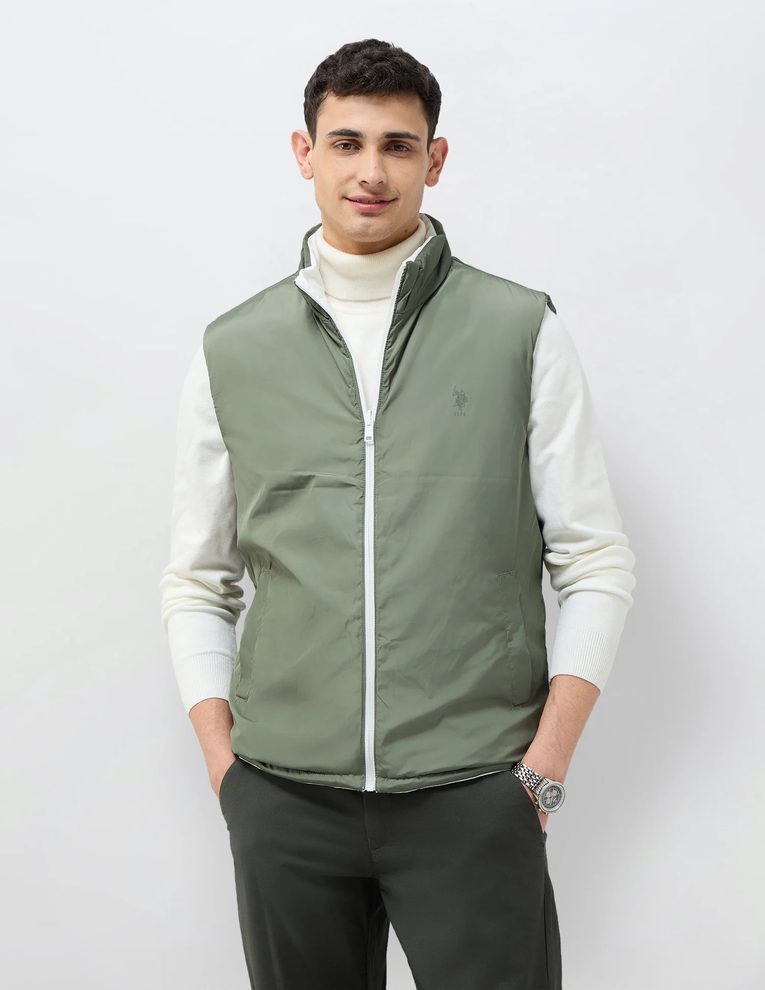 Solid Regular Fit Reversible Jacket - Image 6