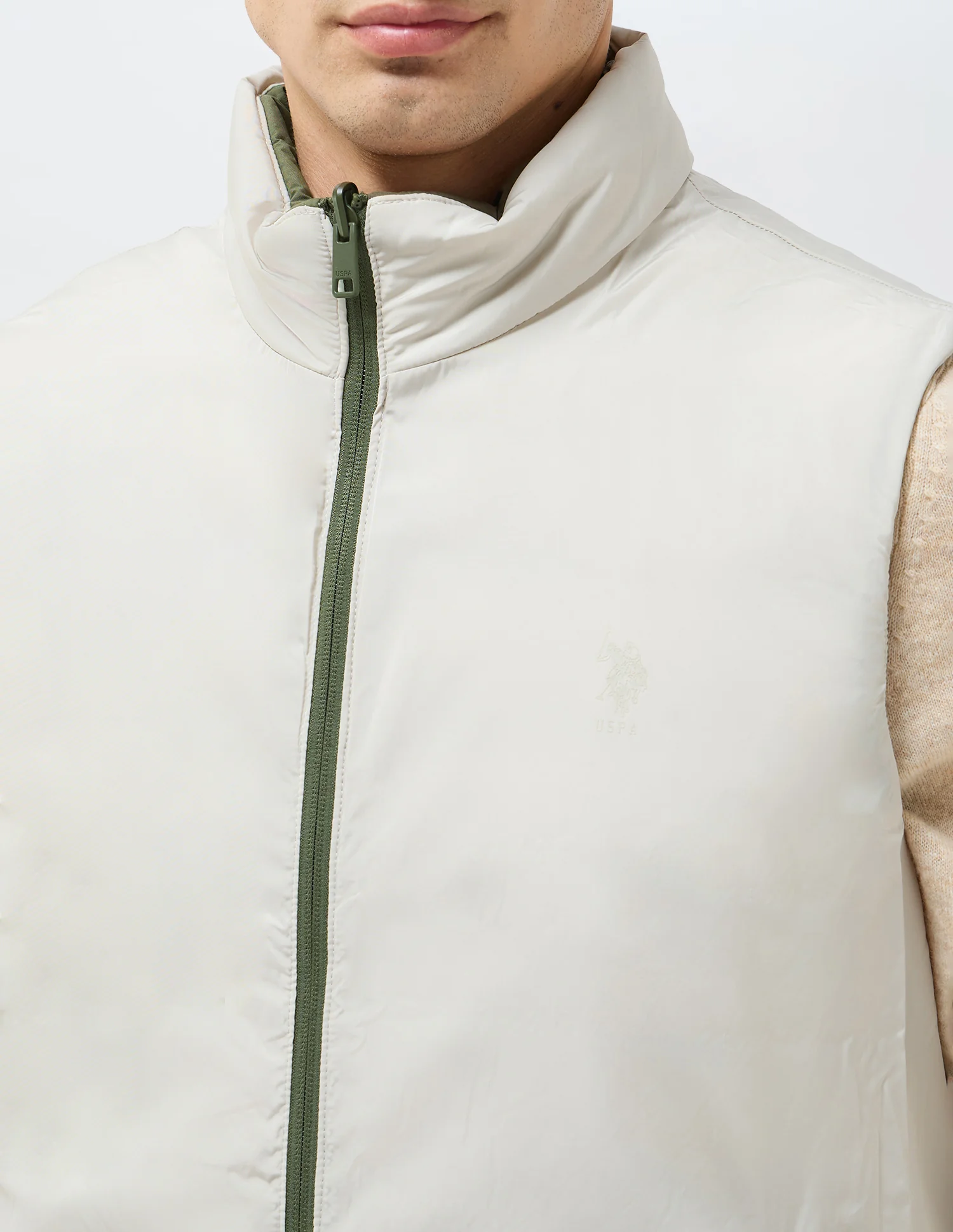 Solid Regular Fit Reversible Jacket - Image 11