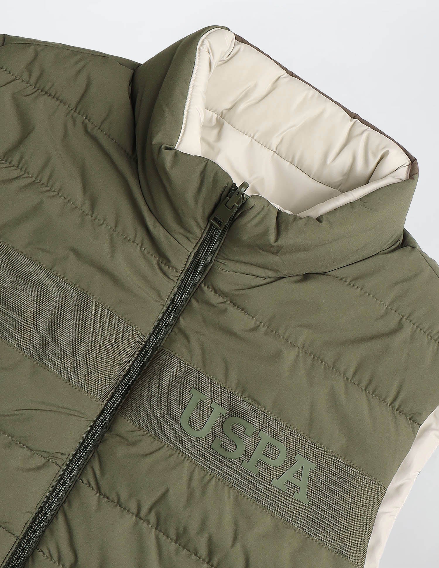 Solid Regular Fit Reversible Jacket - Image 2