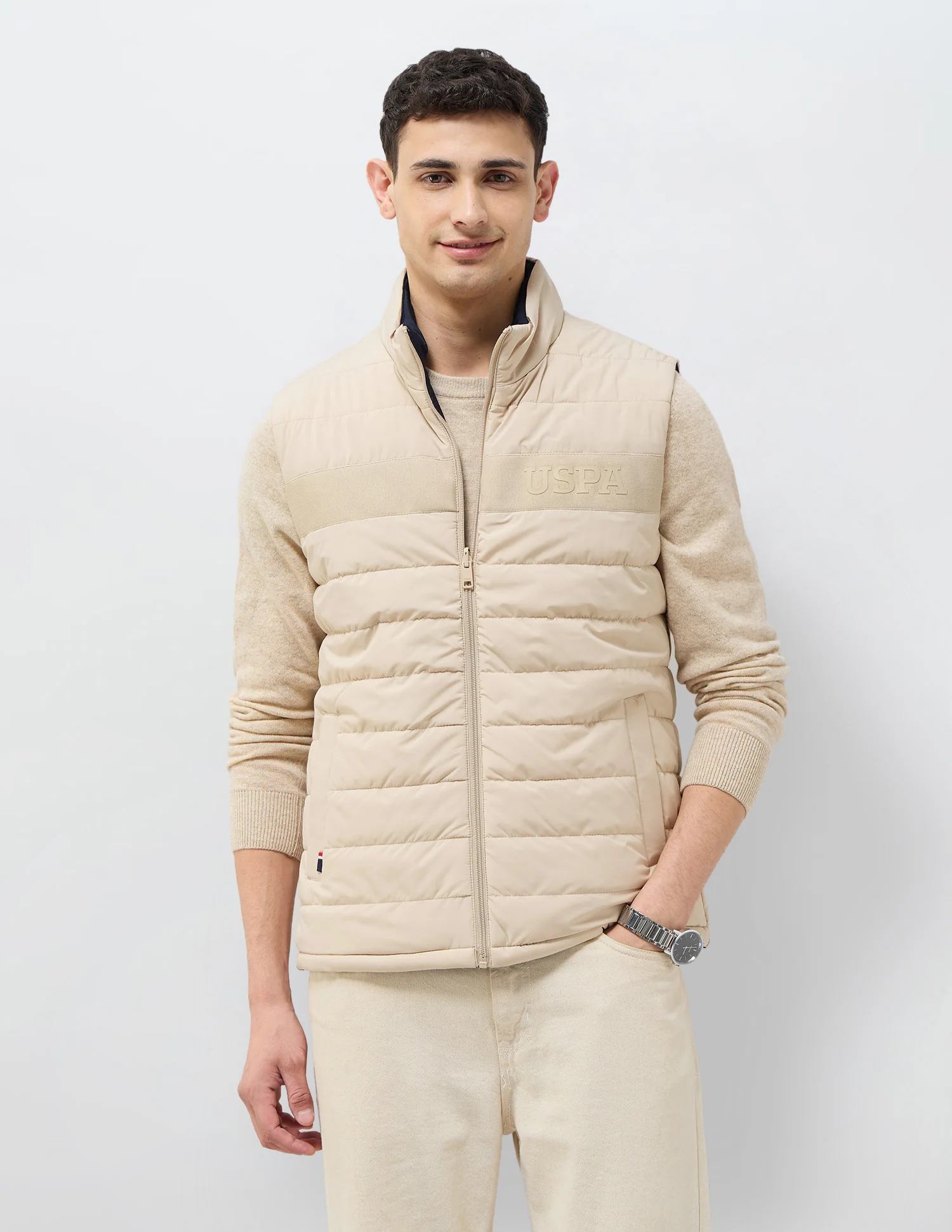 Solid Regular Fit Reversible Jacket - Image 6
