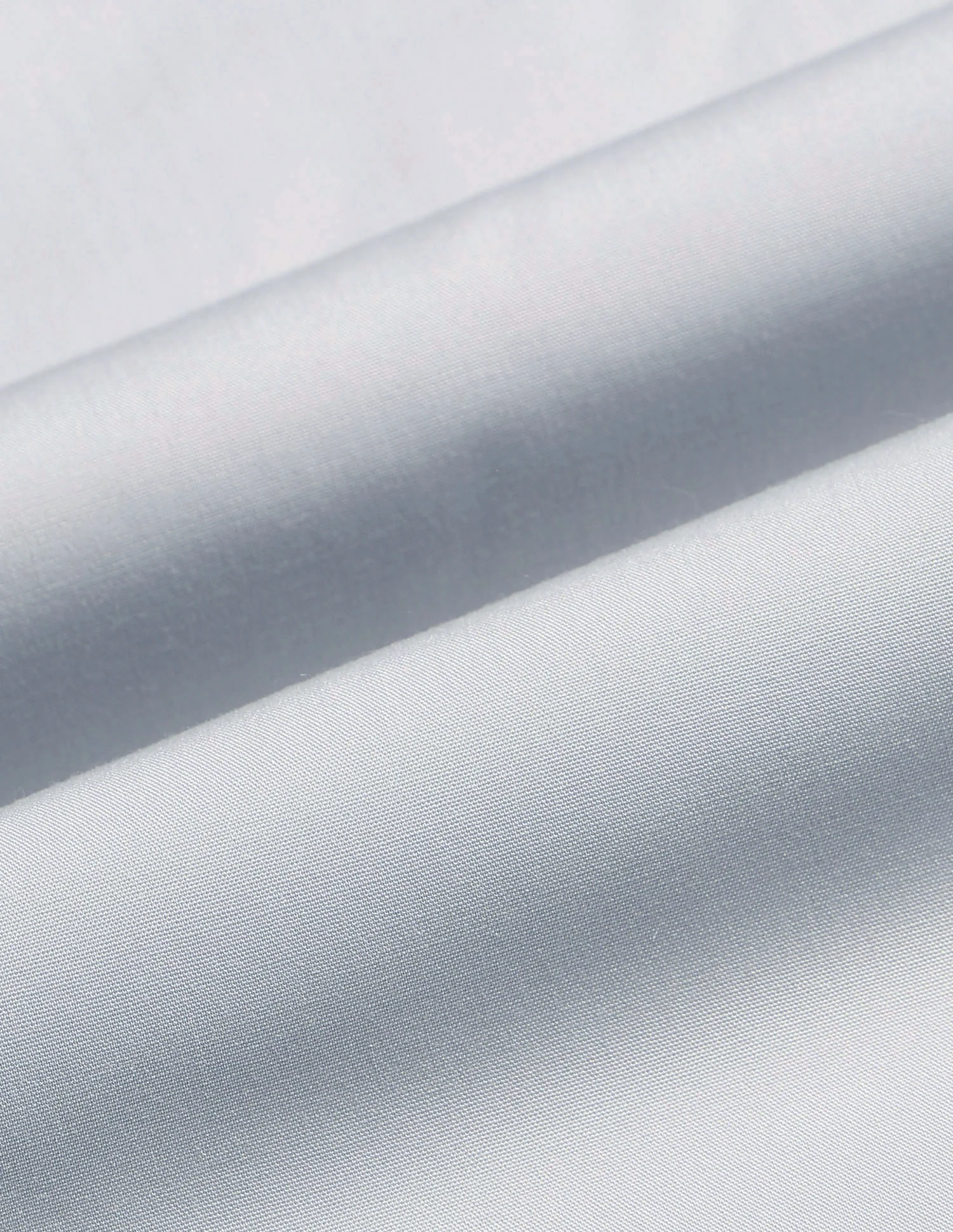 Aeris Solid Regular Fit Shirt - Image 2