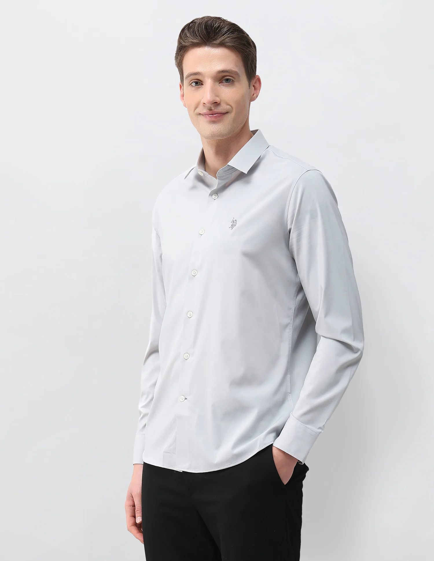 Aeris Solid Regular Fit Shirt - Image 4