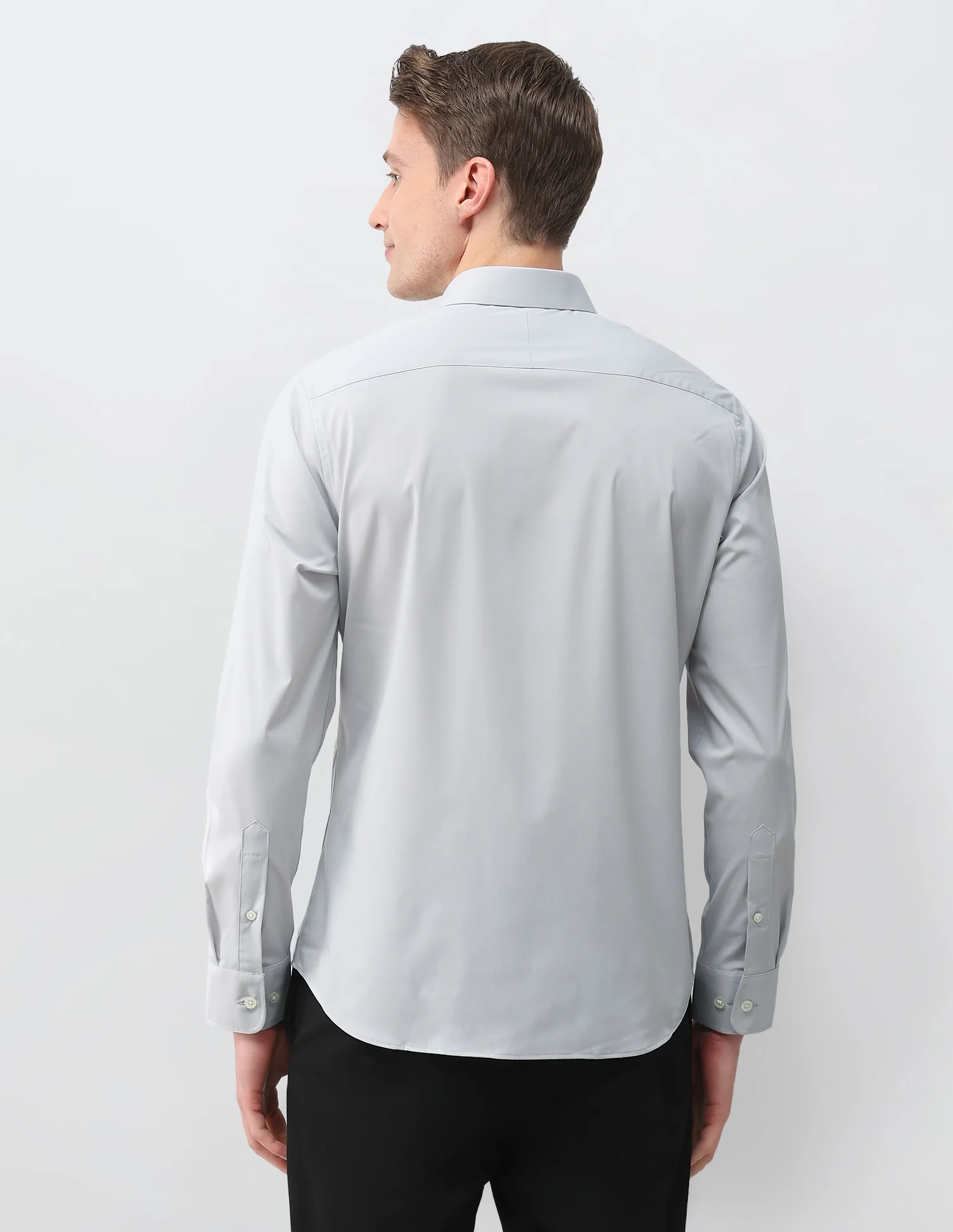 Aeris Solid Regular Fit Shirt - Image 5