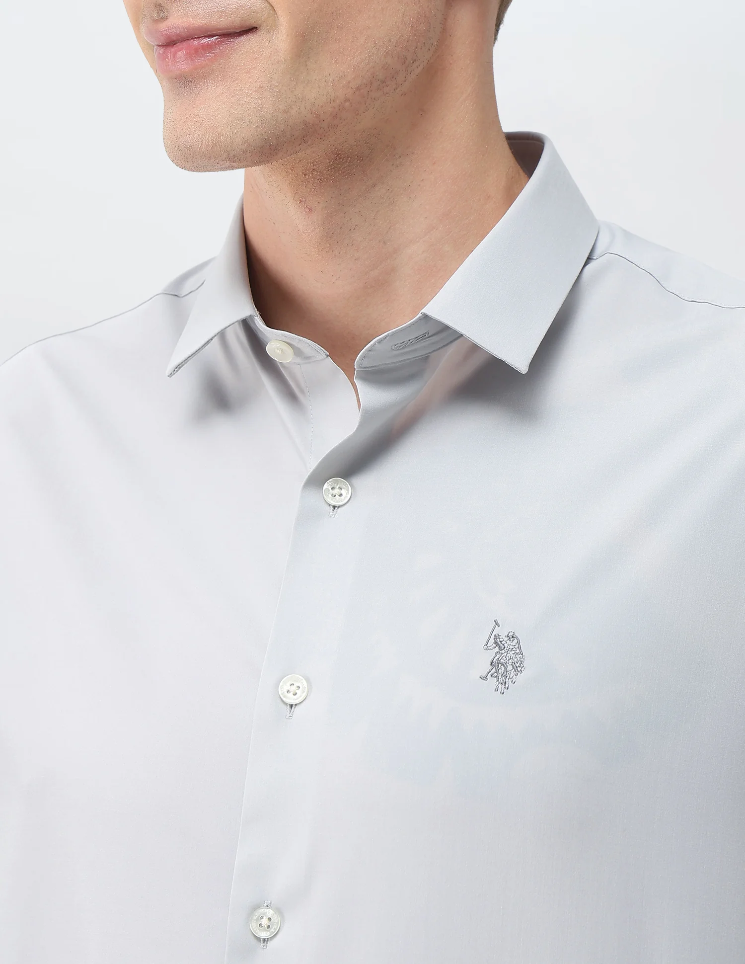 Aeris Solid Regular Fit Shirt - Image 7