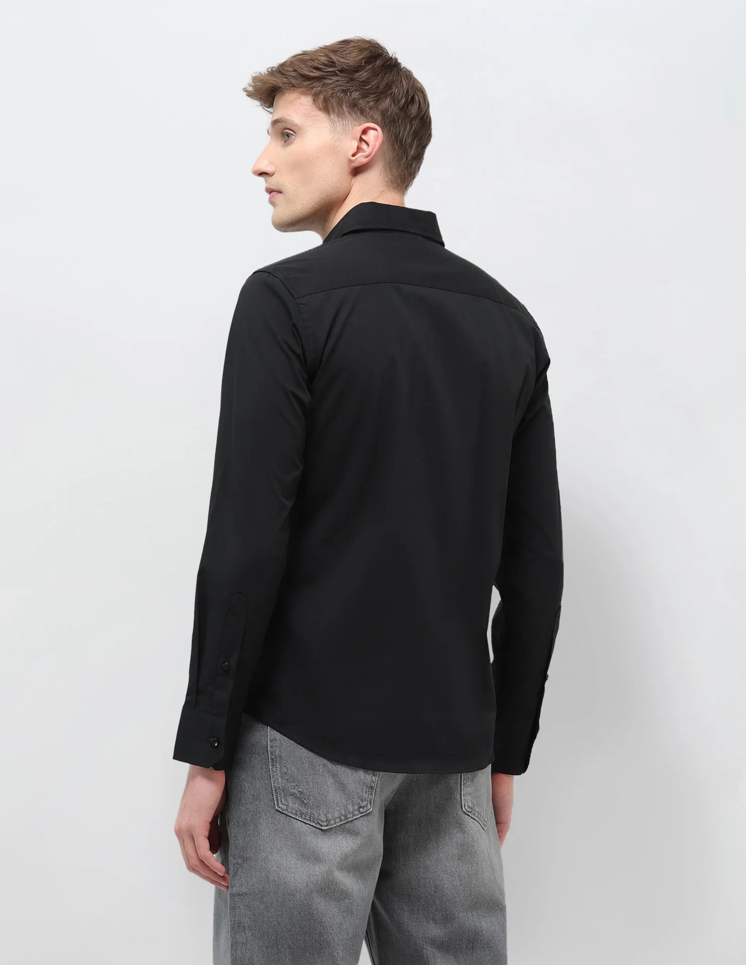 Solid Regular Fit Shirt - Image 5