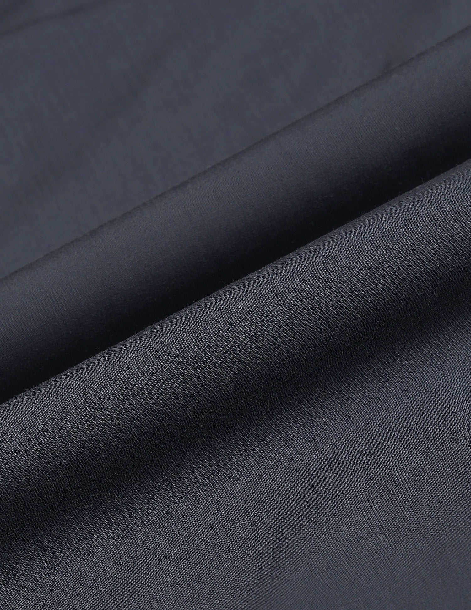 Aeris Solid Regular Fit Shirt - Image 2