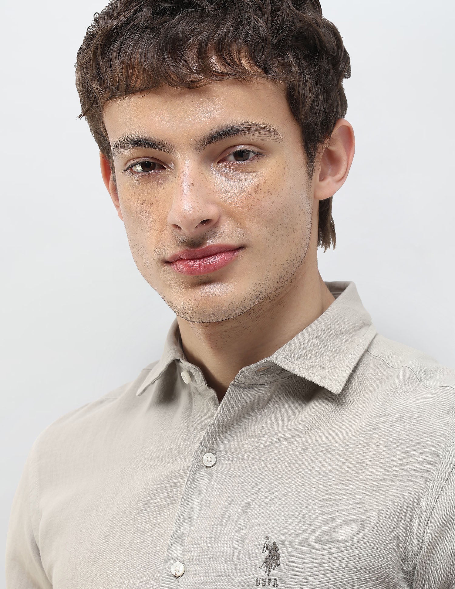 Solid Regular Fit Shirt - Image 7