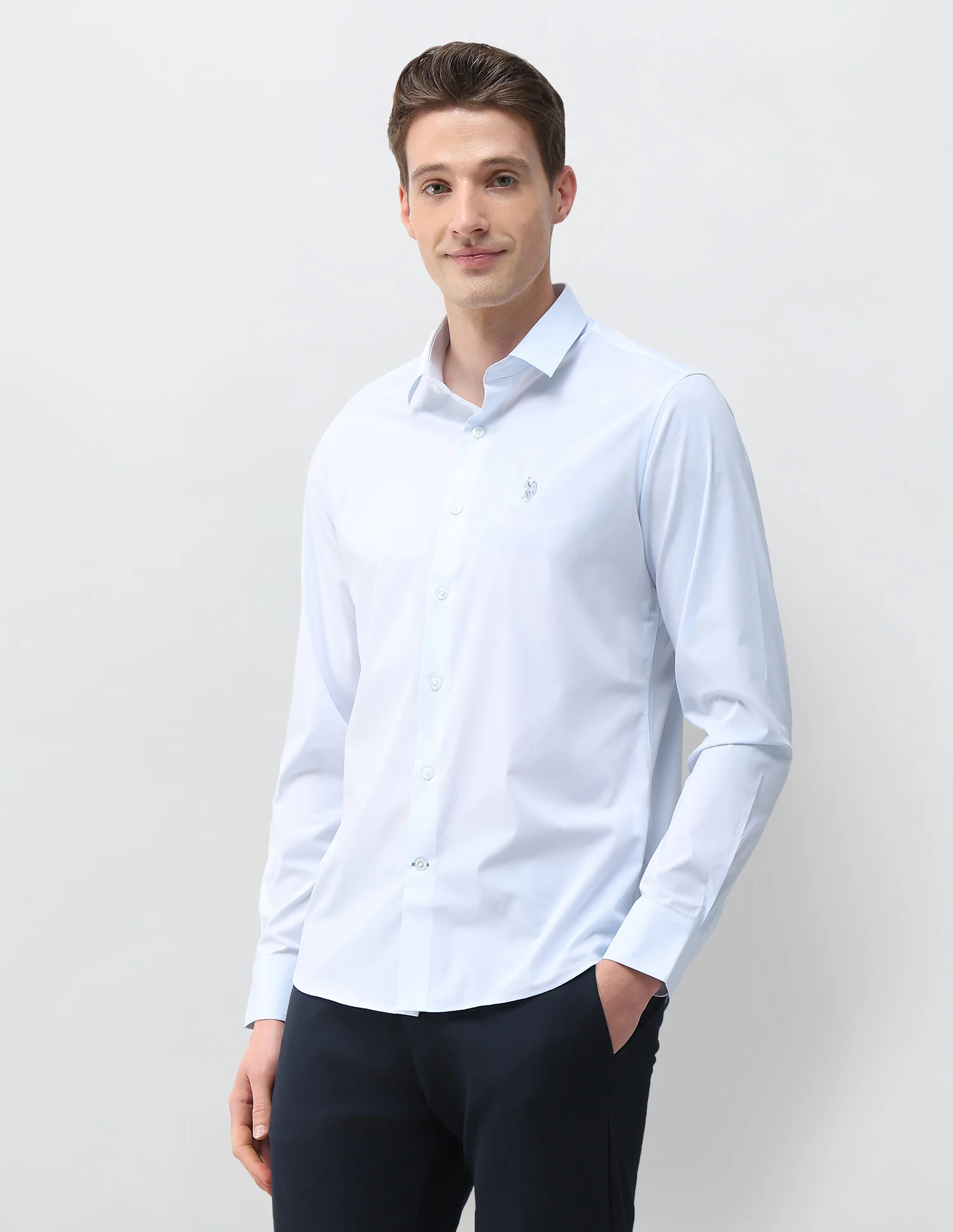 Aeris Solid Regular Fit Shirt - Image 4