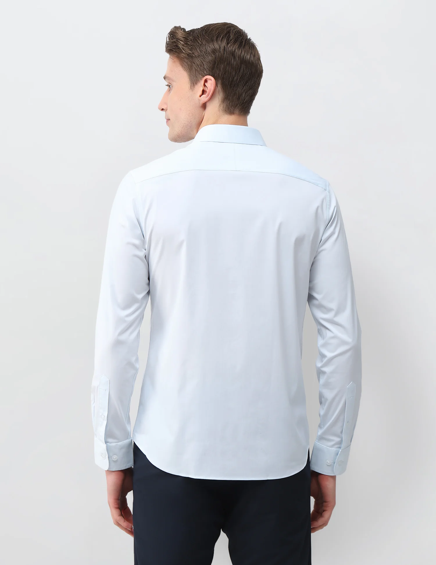 Aeris Solid Regular Fit Shirt - Image 5